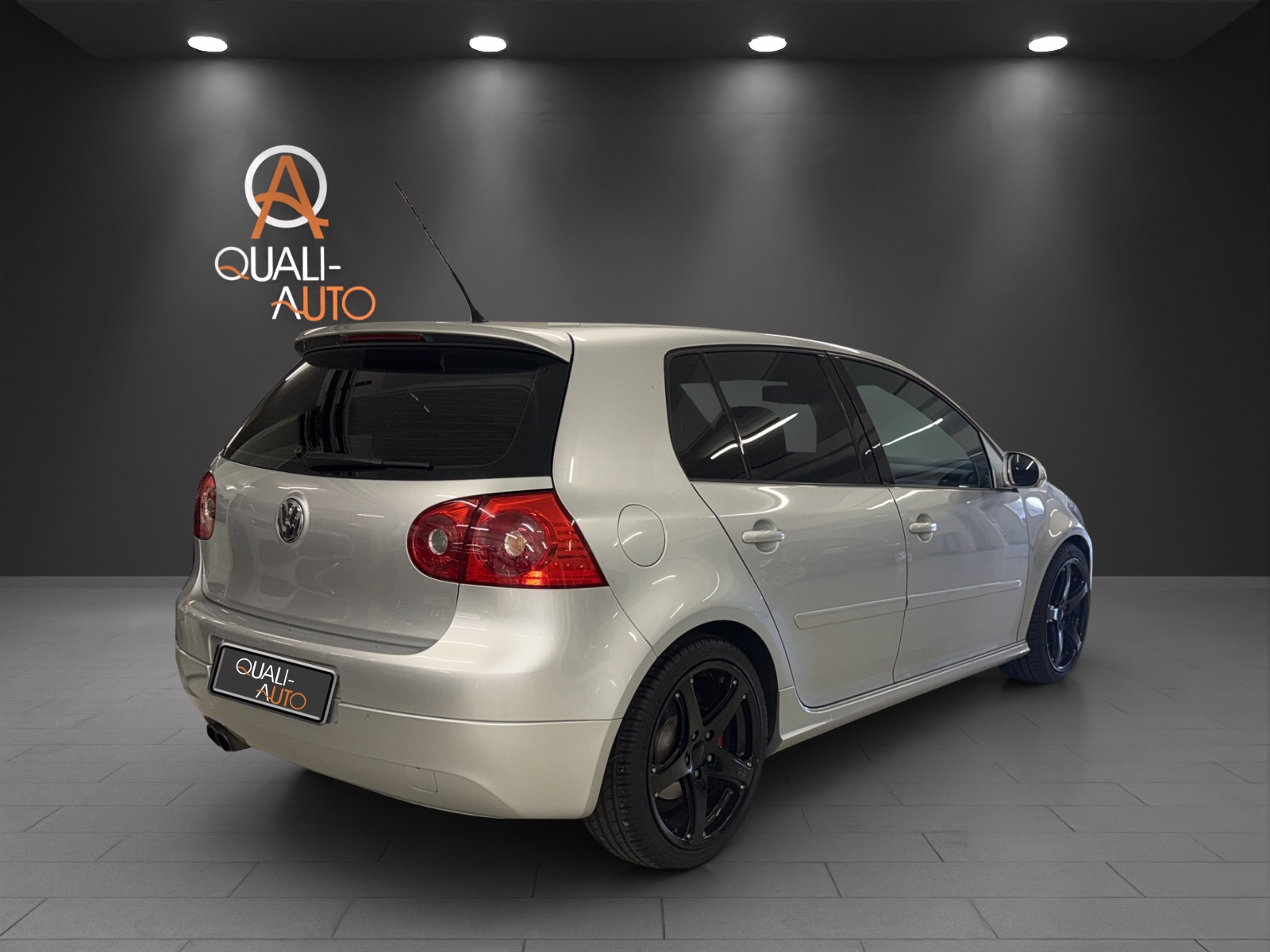 VW Golf 2.0 TFSI GTI-image-5