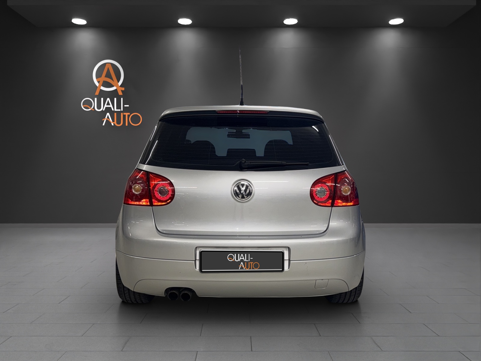 VW Golf 2.0 TFSI GTI-image-4