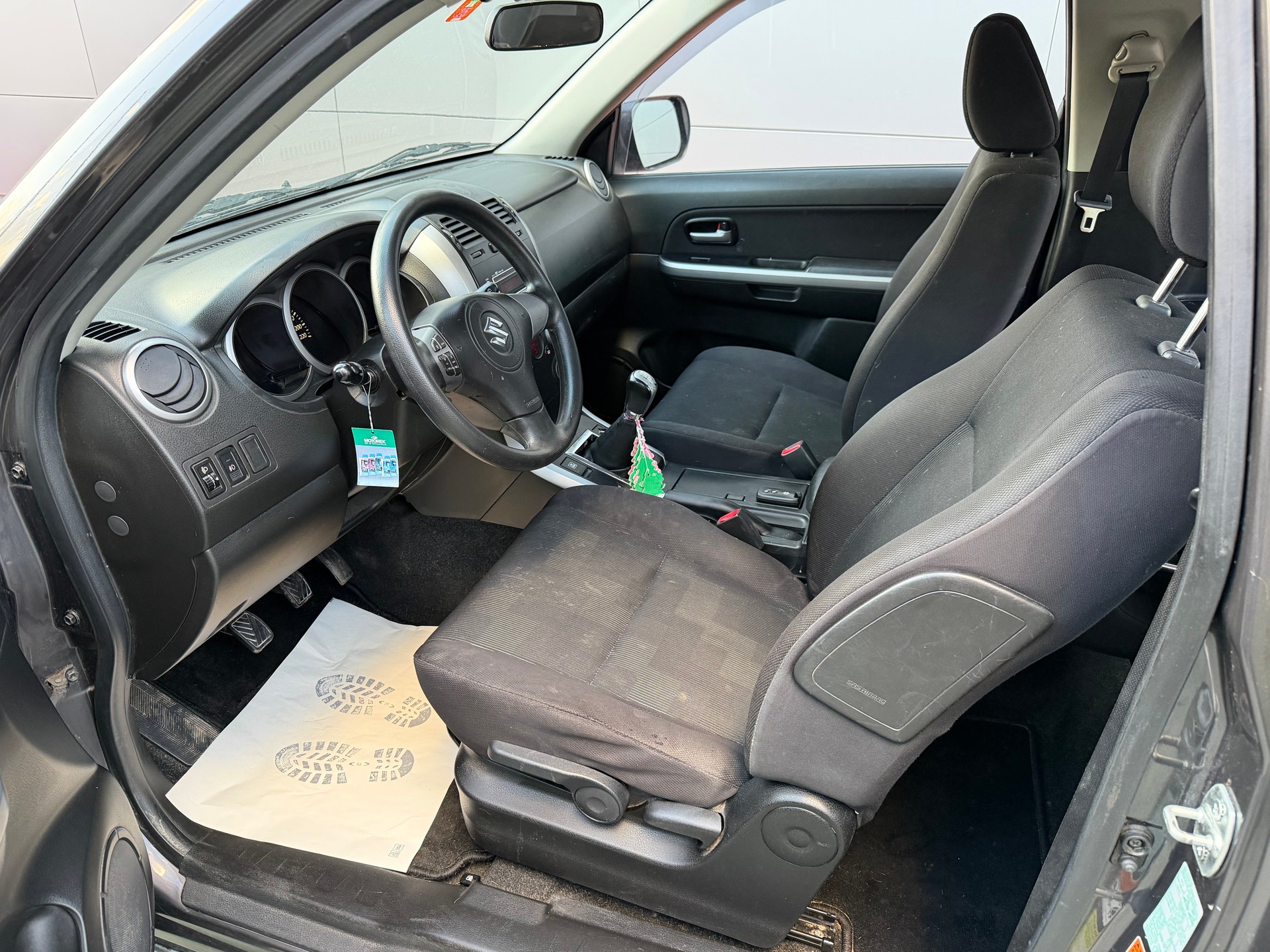 SUZUKI Grand Vitara 2.4 16V GL Top-image-7