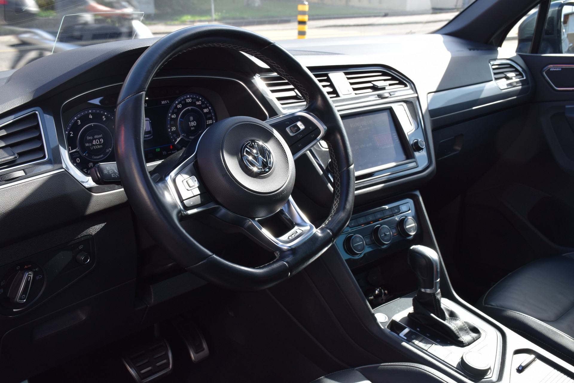 VW Tiguan 2.0TSI Highline 4Motion DSG-image-11