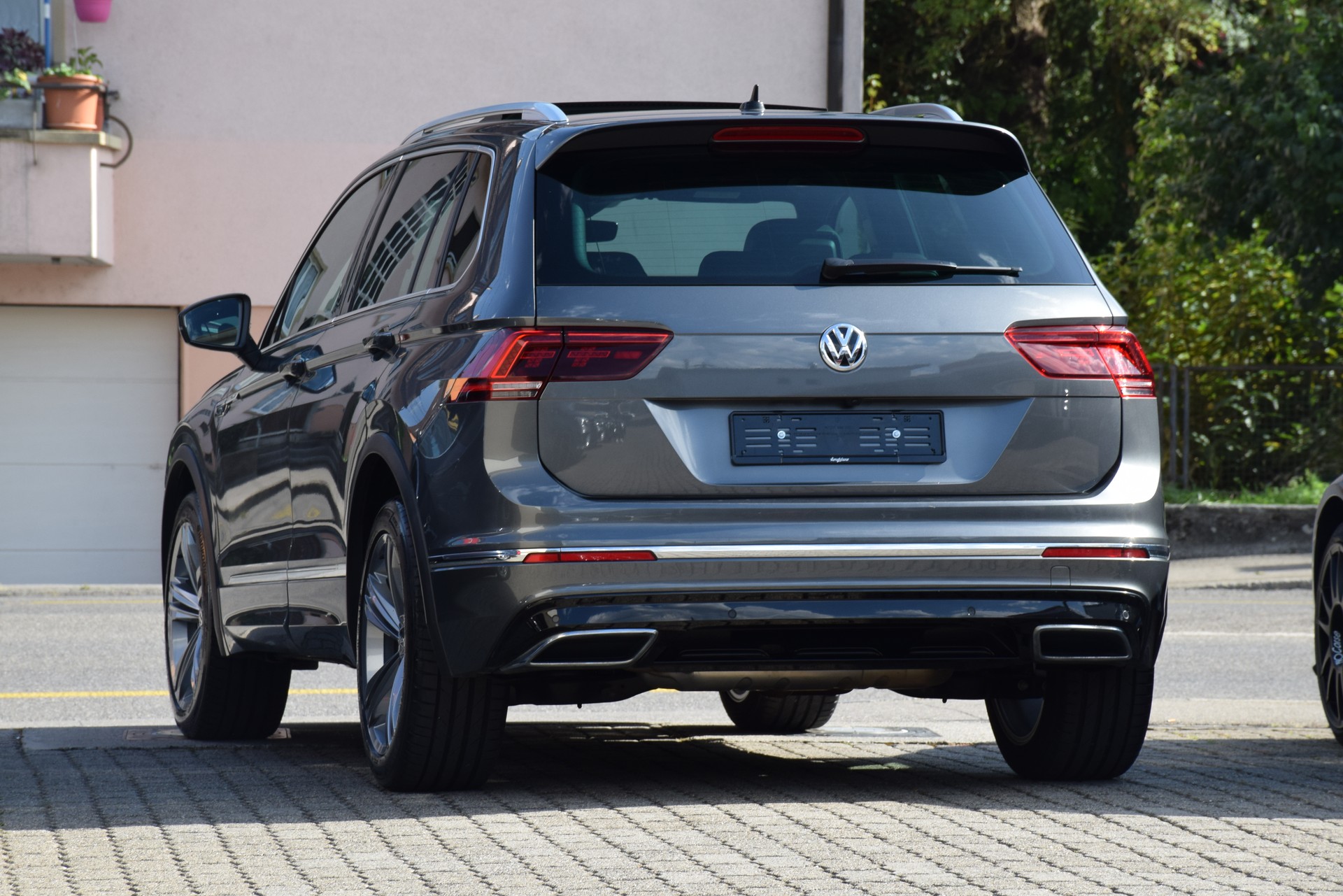 VW Tiguan 2.0TSI Highline 4Motion DSG-image-6