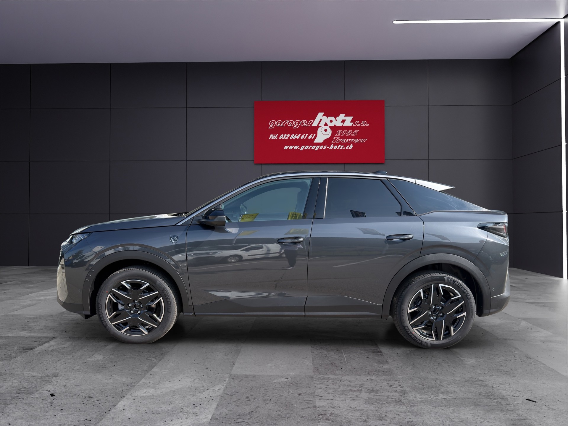 PEUGEOT 3008 1.2 MHEV GT Exclusive-image-2