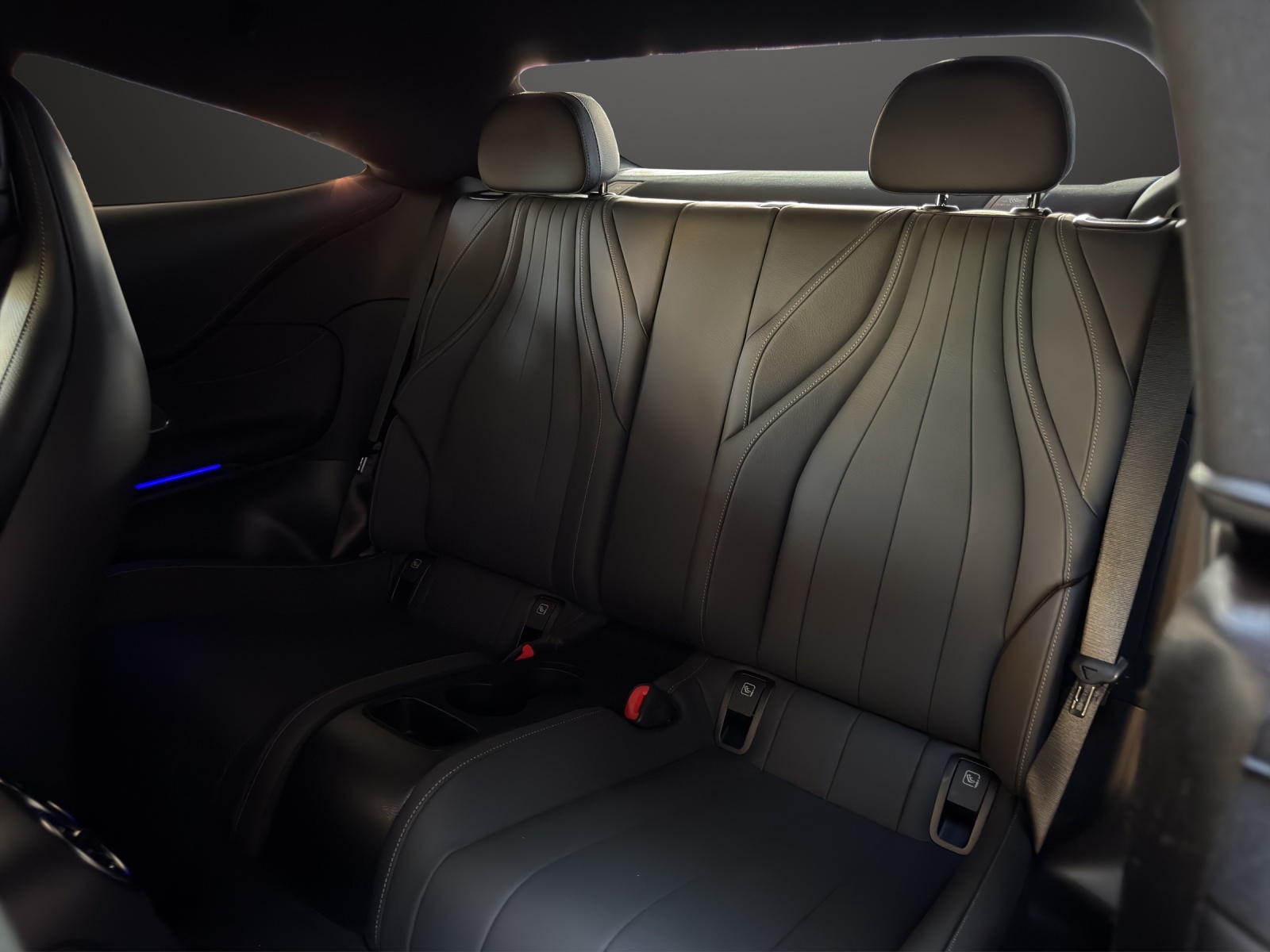 MERCEDES-BENZ CLE 300 Coupé 4Matic 9G-Tronic-image-12