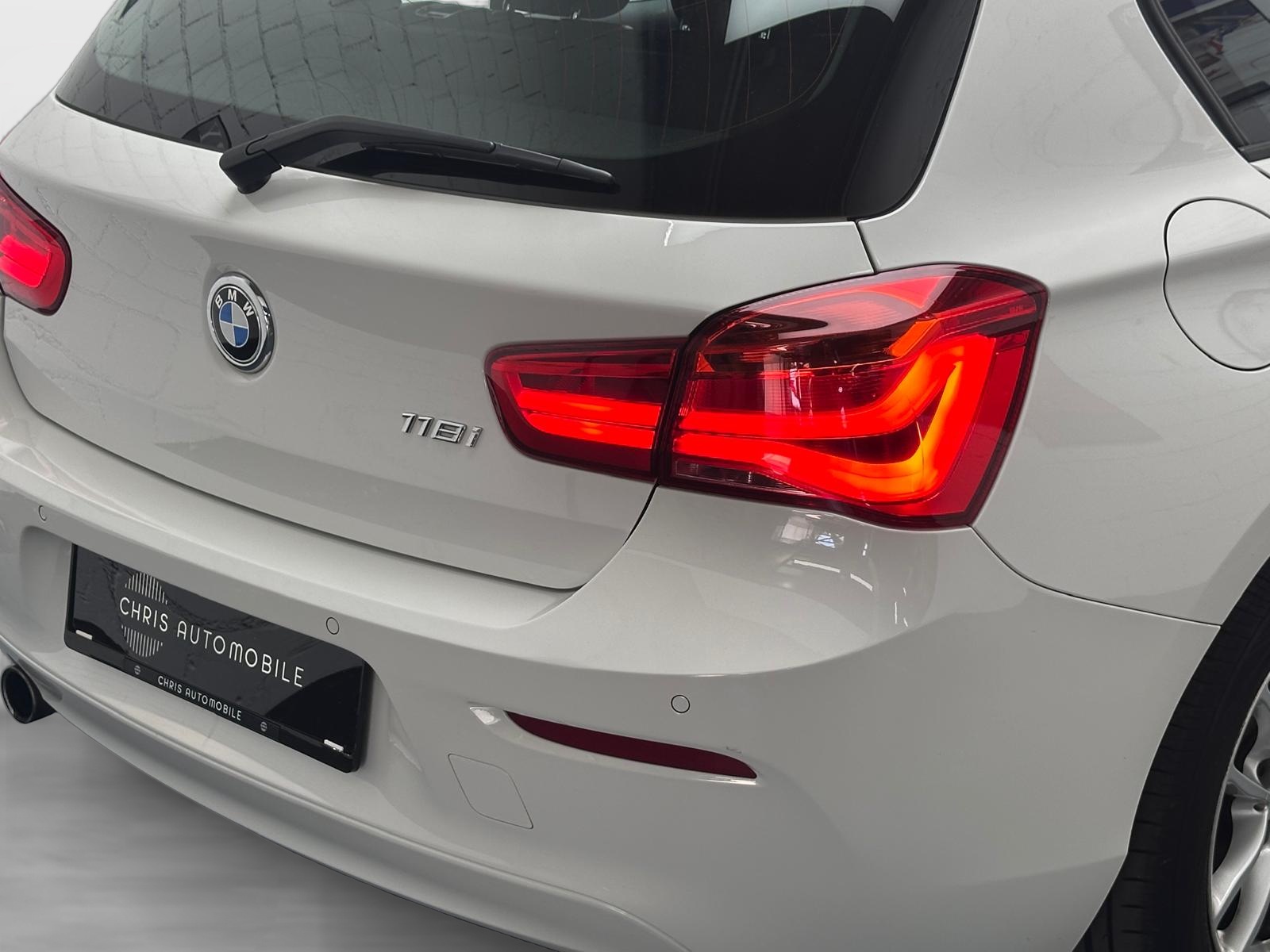 BMW 118i Steptronic-image-19