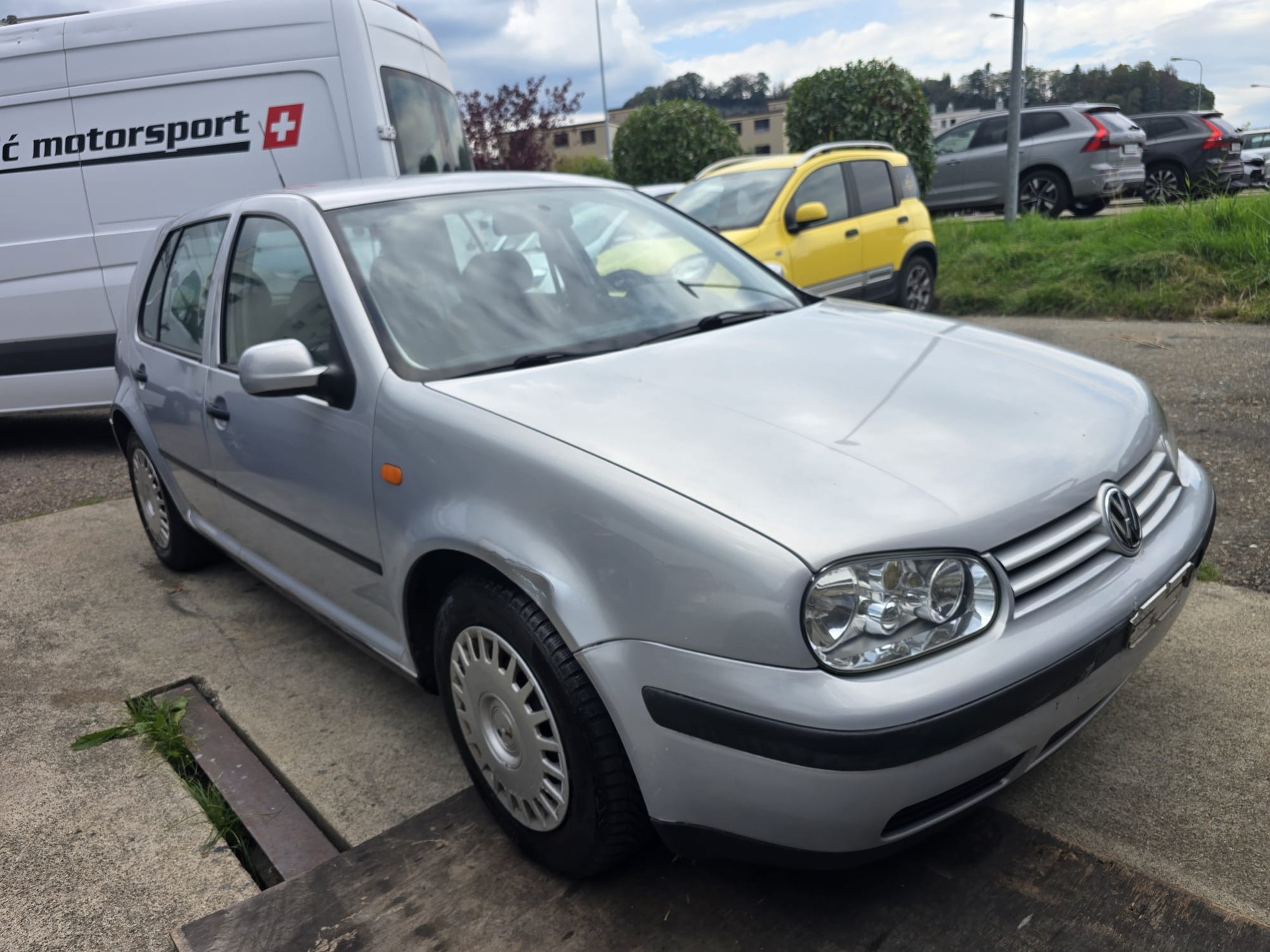 VW Golf 1.8 GTI-image-0