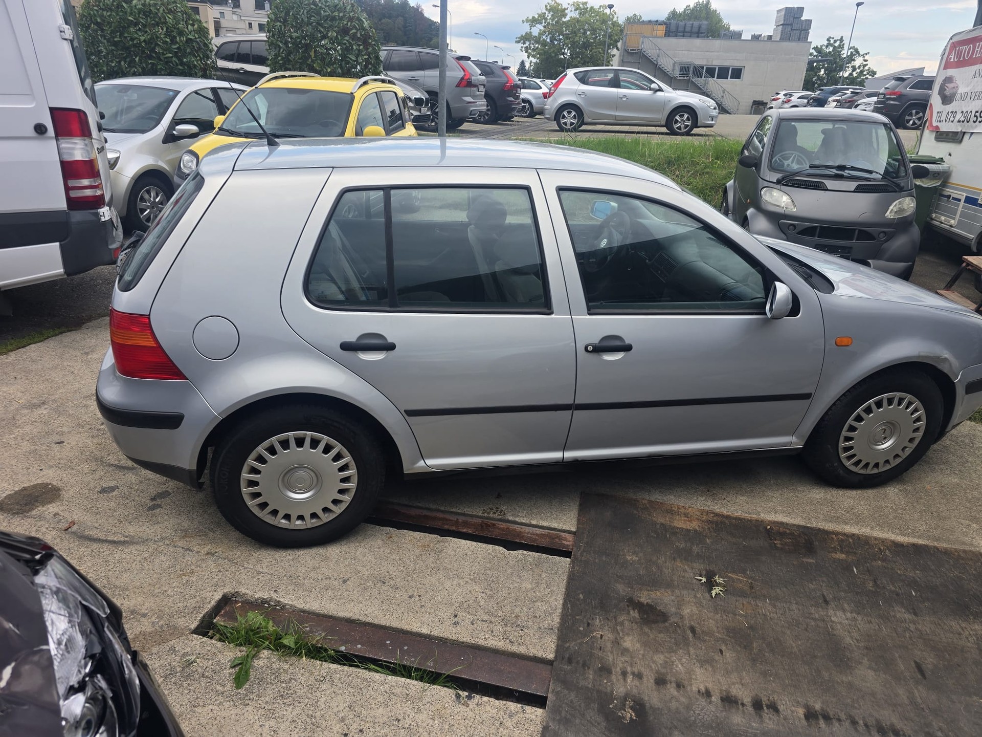 VW Golf 1.8 GTI-image-2