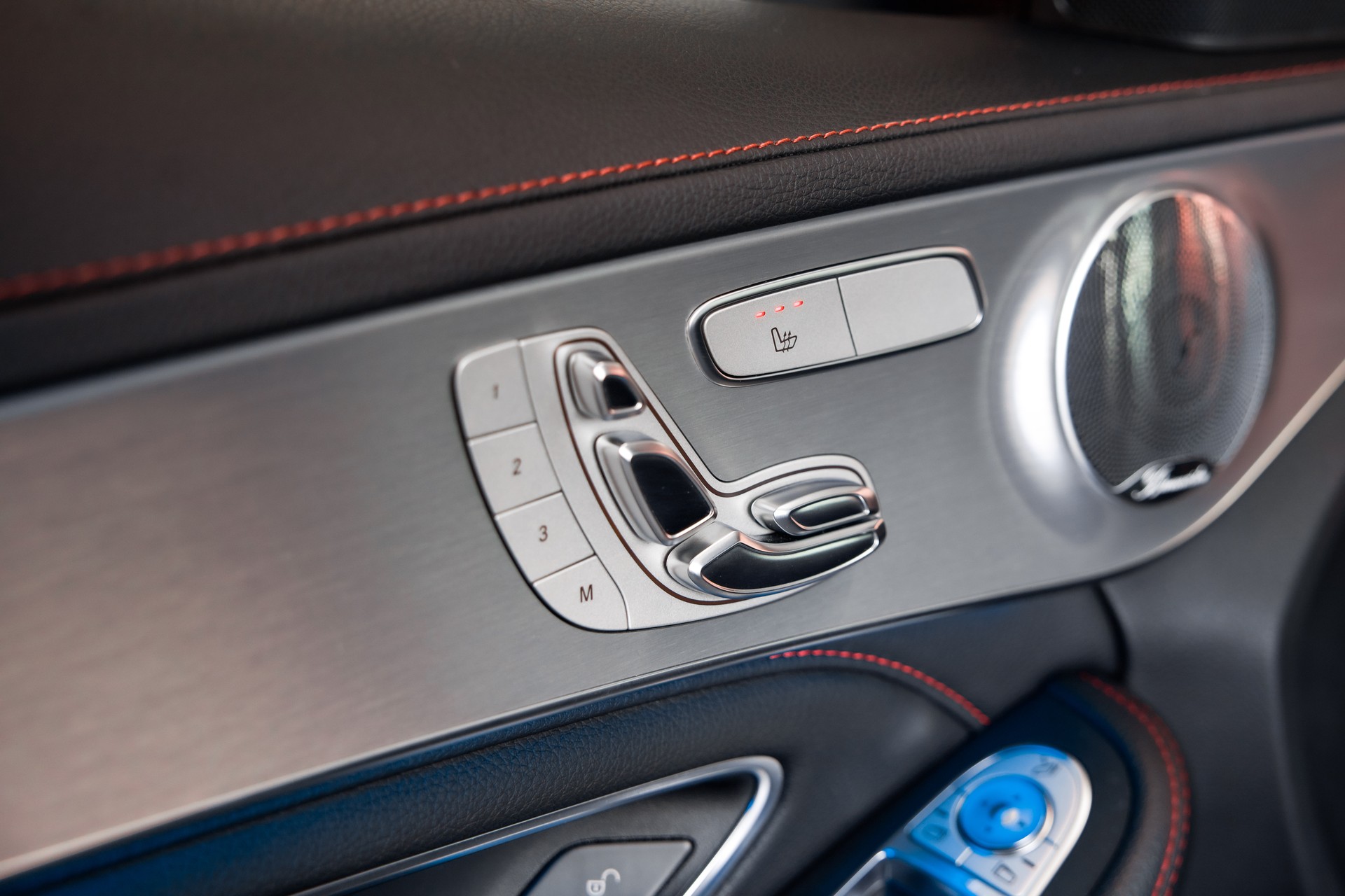 MERCEDES-BENZ C 43 AMG 4Matic 9G-Tronic-image-23