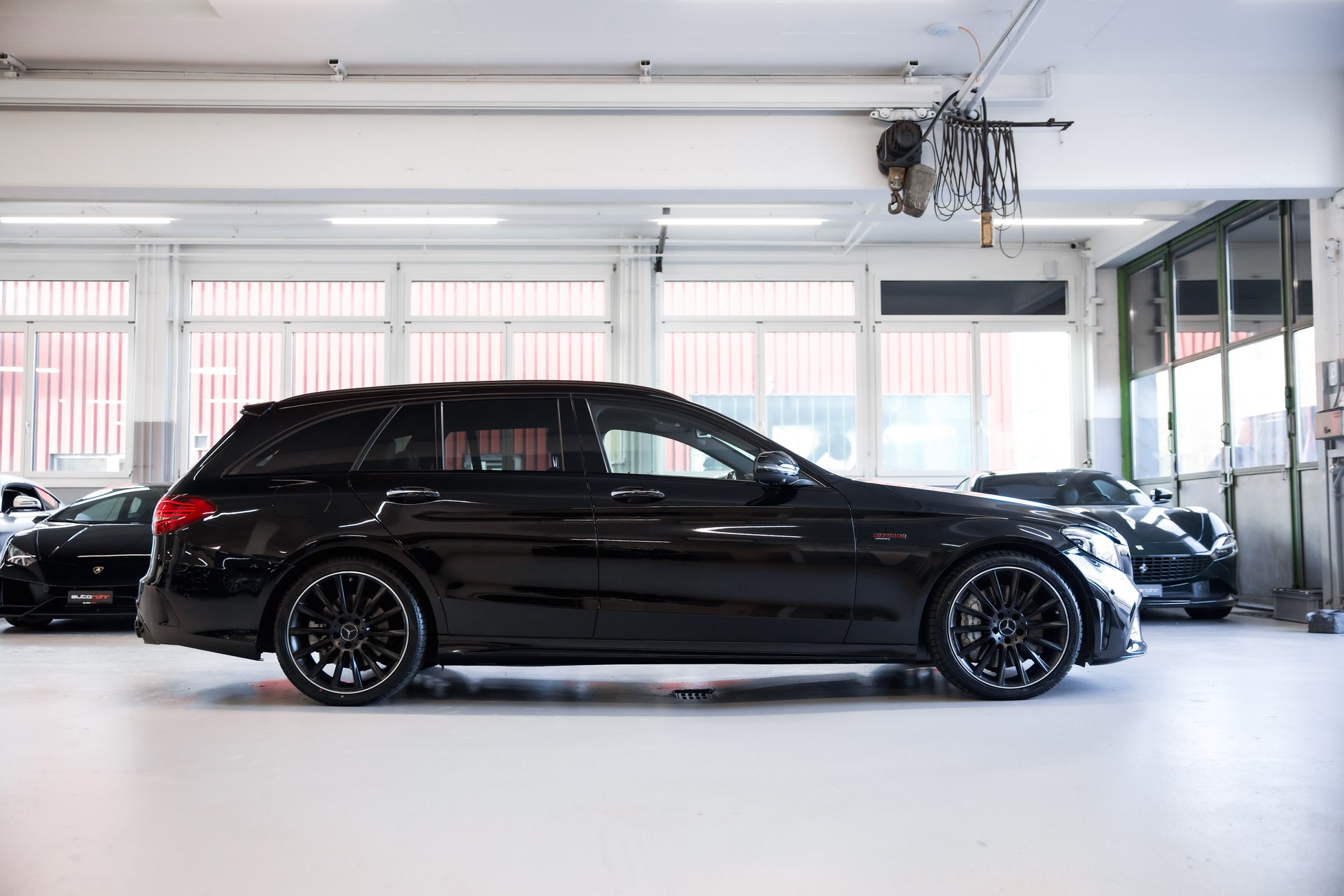 MERCEDES-BENZ C 43 AMG 4Matic 9G-Tronic-image-2