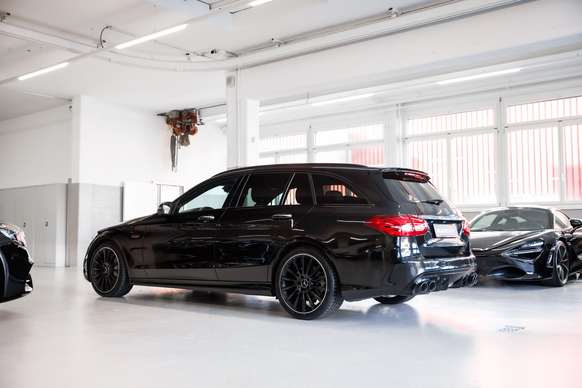 MERCEDES-BENZ C 43 AMG 4Matic 9G-Tronic-image-6