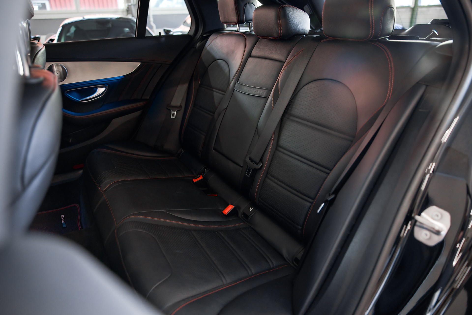 MERCEDES-BENZ C 43 AMG 4Matic 9G-Tronic-image-19
