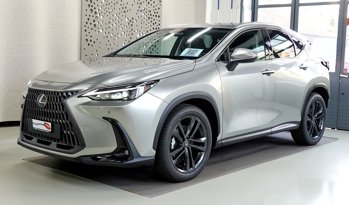 LEXUS NX 450h+ E-FOUR Comfort, 20" Alufelgen-image-0