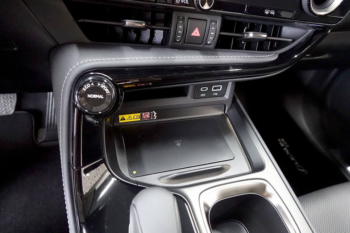 LEXUS NX 450h+ E-FOUR Comfort, 20" Alufelgen-image-12