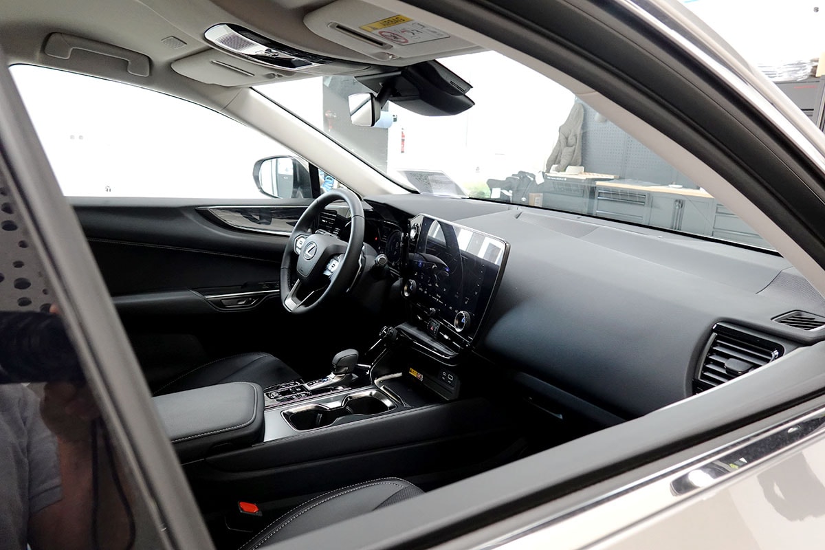 LEXUS NX 450h+ E-FOUR Comfort, 20" Alufelgen-image-5