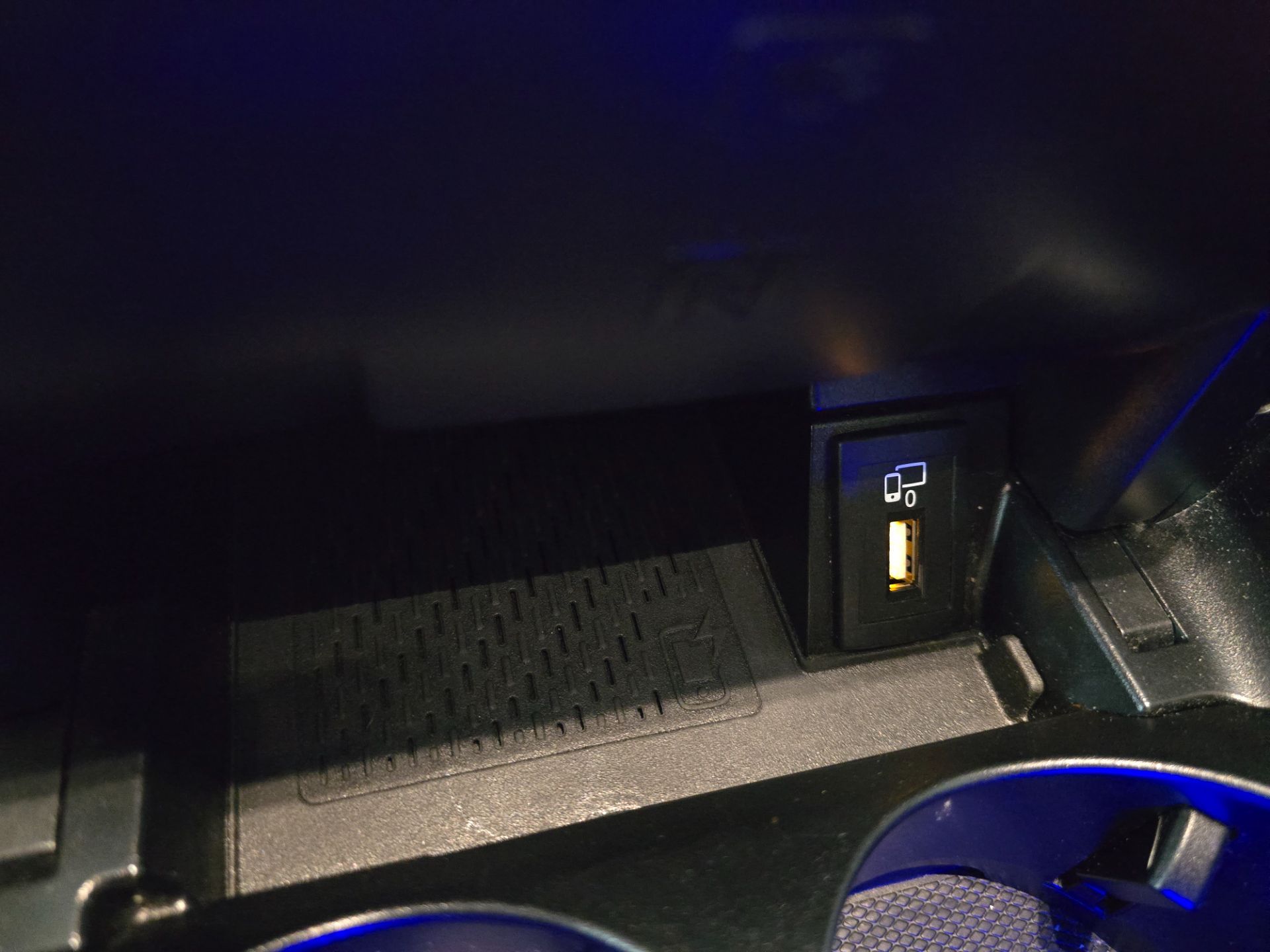 MERCEDES-BENZ C 43 AMG 4Matic 9G-Tronic-image-18