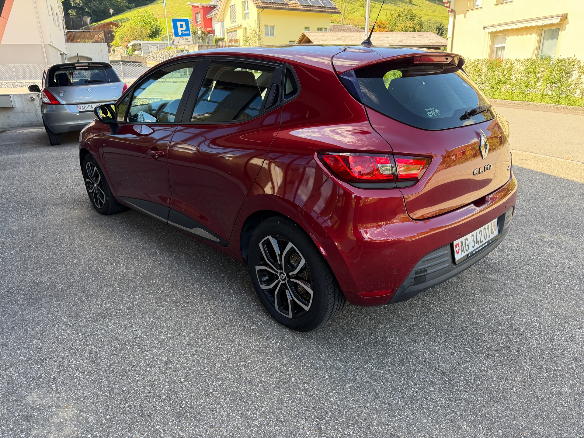 RENAULT Clio 1.5 dCi Swiss Edition EDC-image-5