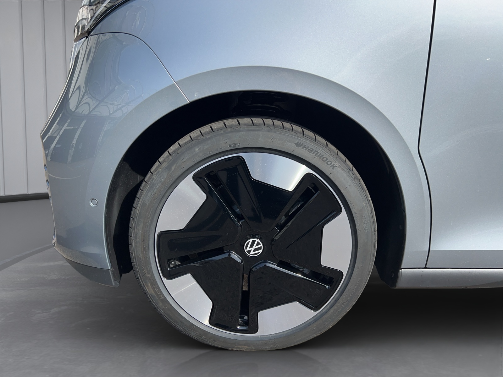 VW ID.Buzz NWB Pro 4 Motion-image-8