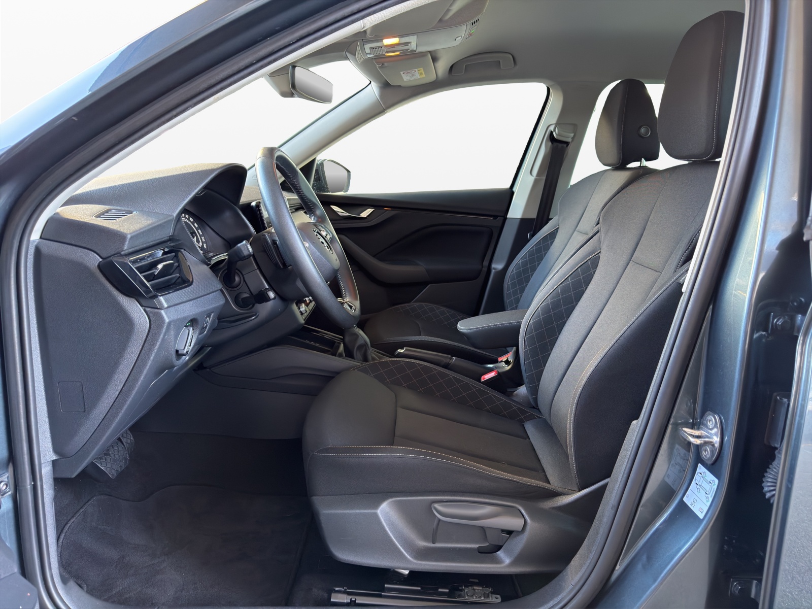 SKODA Kamiq 1.0 TSI Ambition DSG-image-8