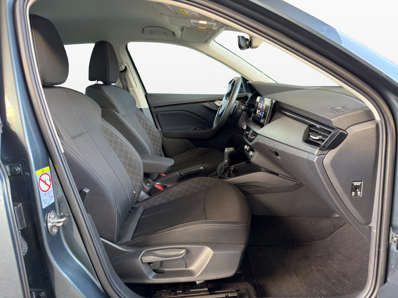 SKODA Kamiq 1.0 TSI Ambition DSG-image-14