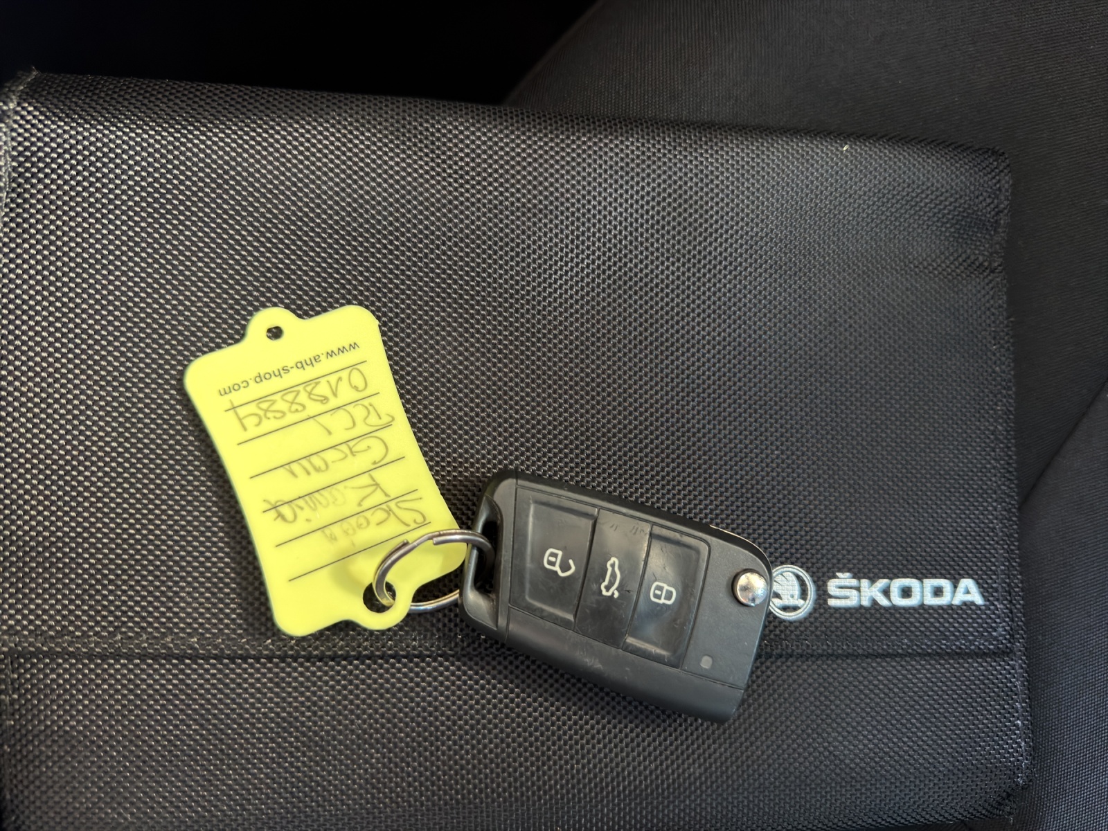 SKODA Kamiq 1.0 TSI Ambition DSG-image-24