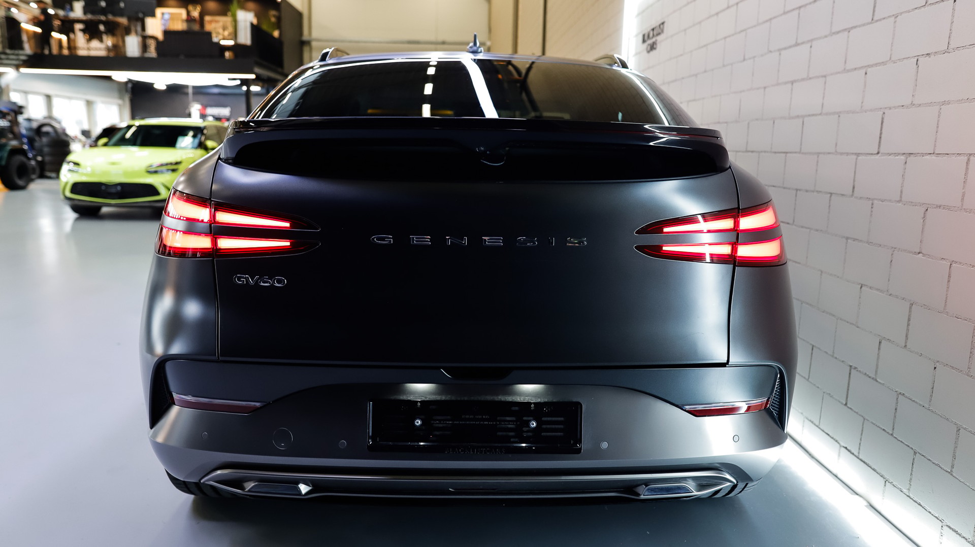 GENESIS GV60 77.4 kWh Sport Plus AWD * Makalu Gray Matt *-image-5