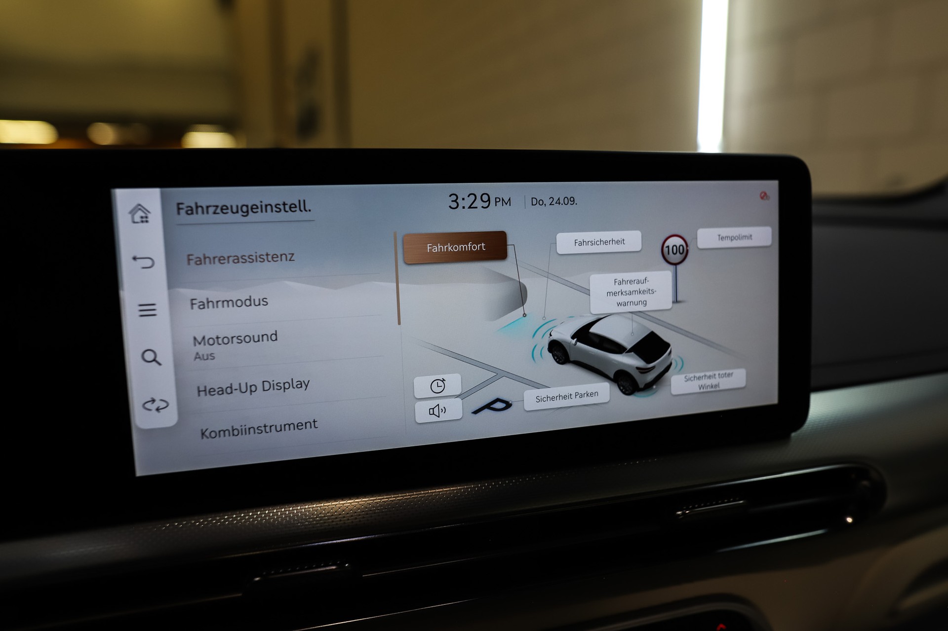 GENESIS GV60 77.4 kWh Sport Plus AWD * Makalu Gray Matt *-image-14