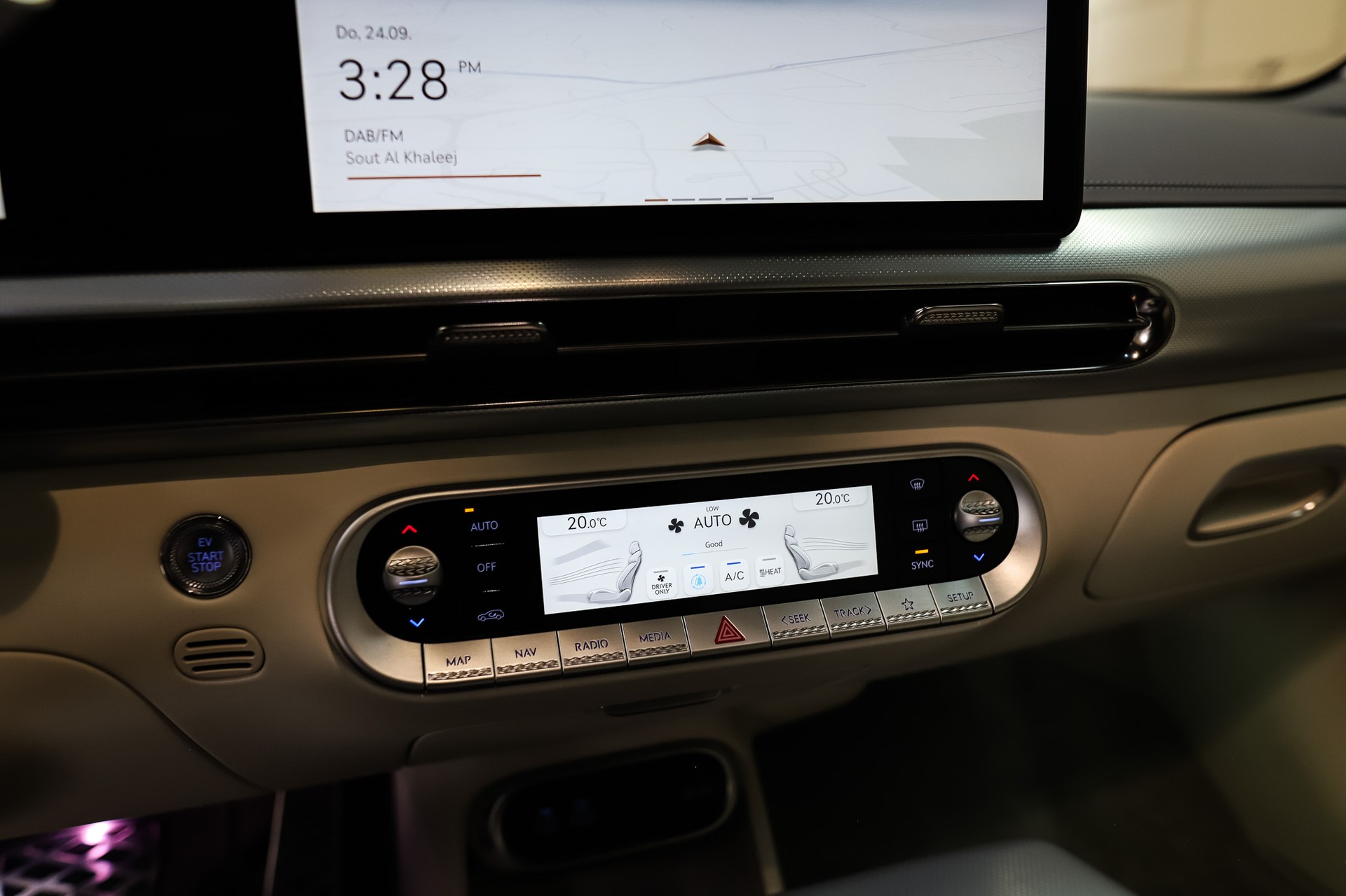 GENESIS GV60 77.4 kWh Sport Plus AWD * Makalu Gray Matt *-image-12