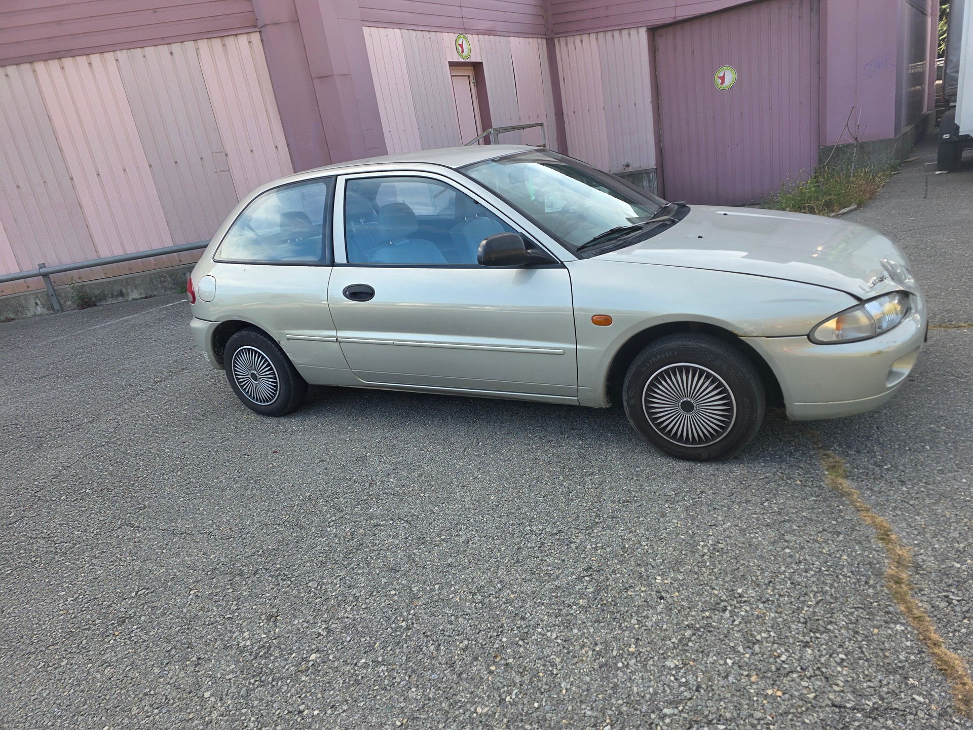 MITSUBISHI Colt 1300 GLi Fun 12V-image-3