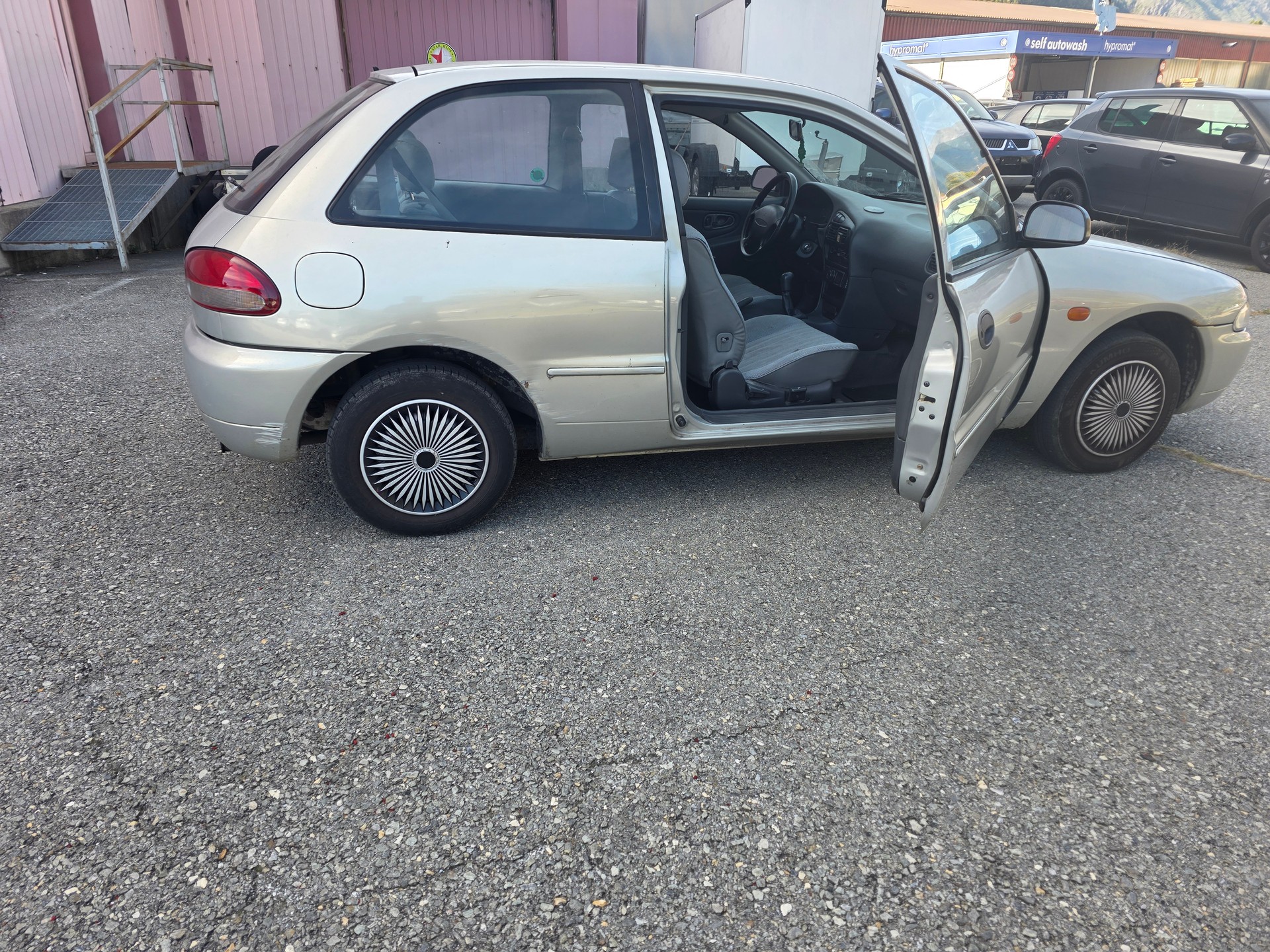MITSUBISHI Colt 1300 GLi Fun 12V-image-7