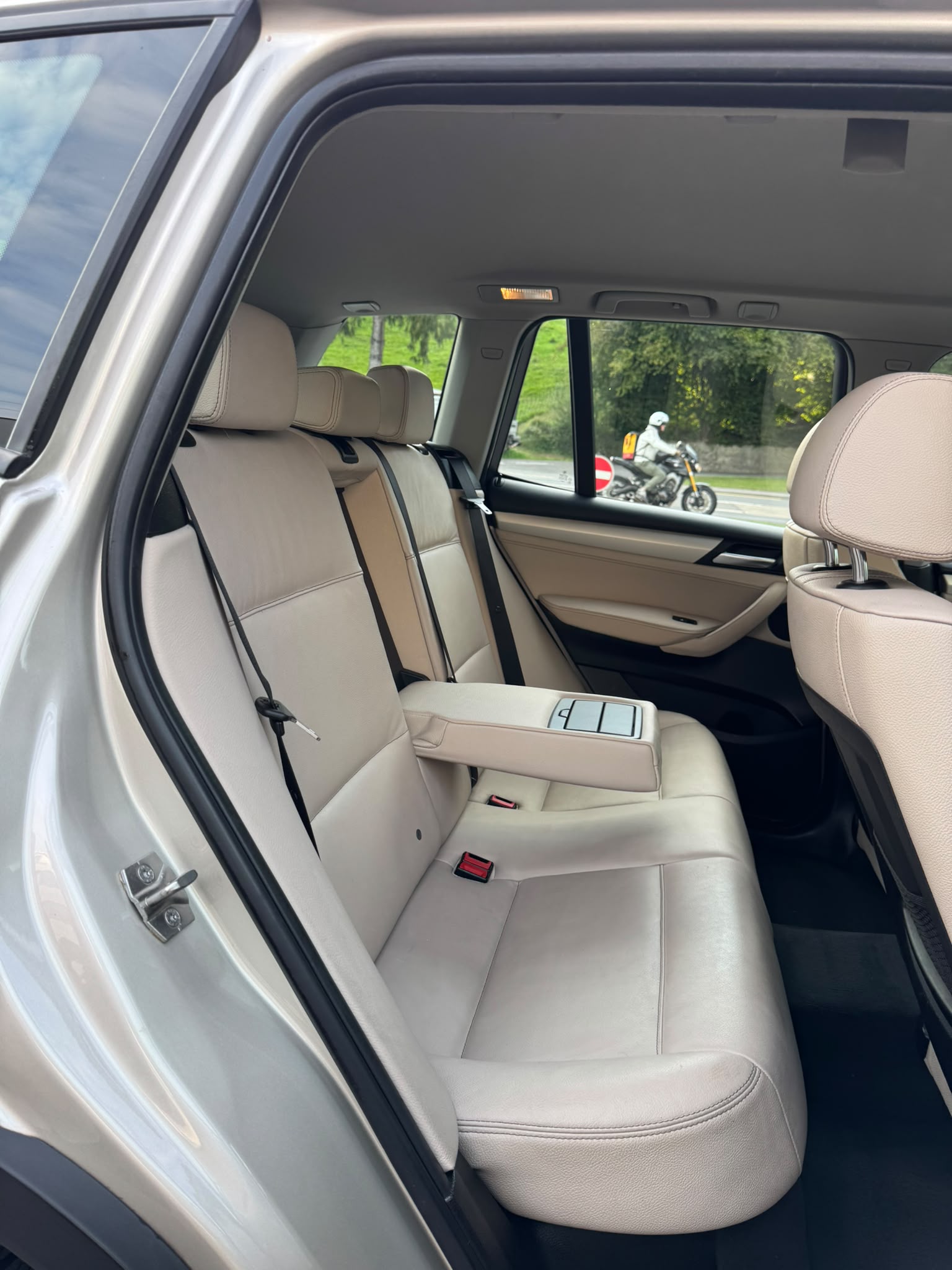 BMW X3 xDrive 20i Steptronic-image-10