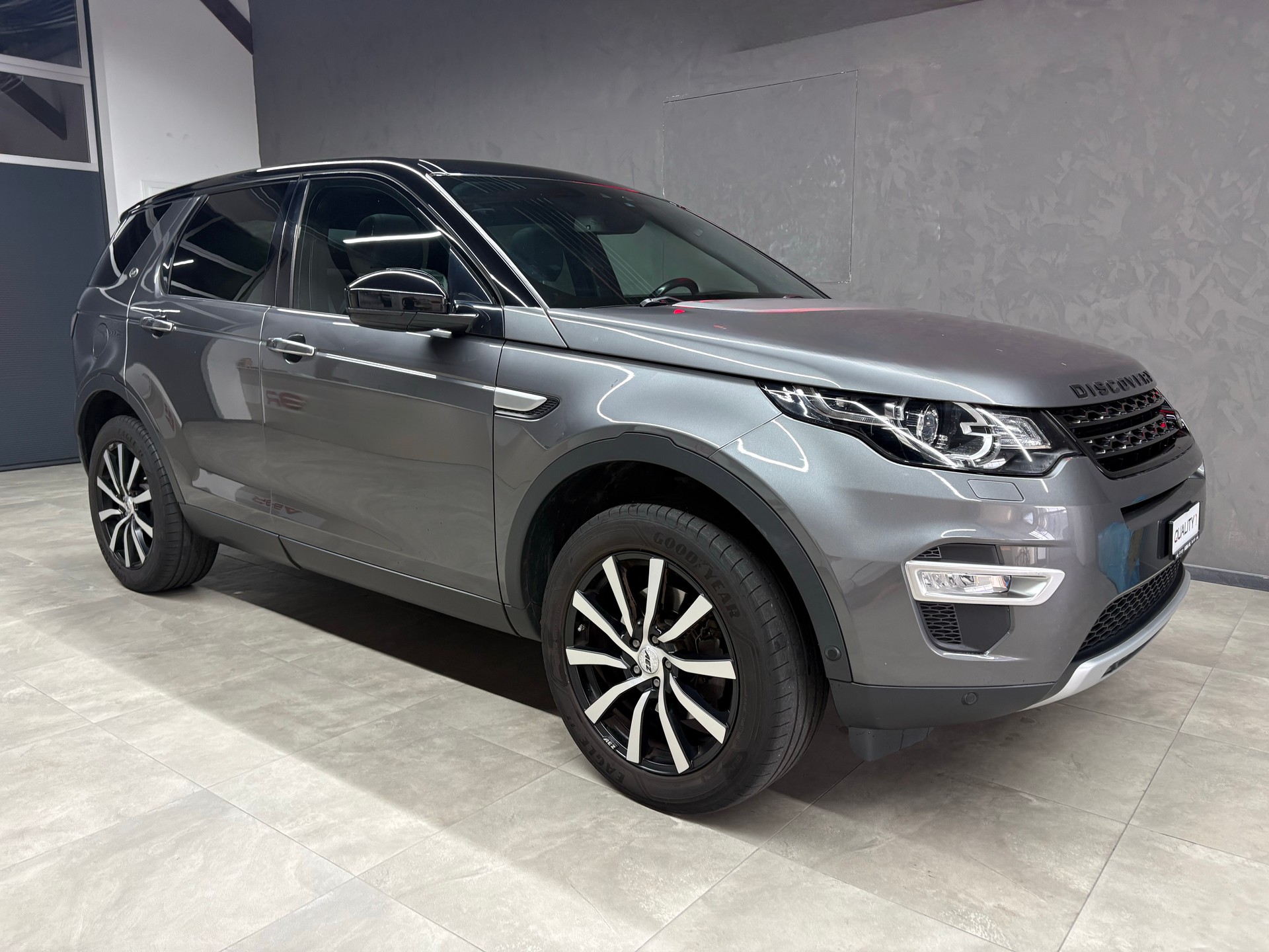LAND ROVER Discovery Sport 2.0 Si4 HSE Luxury AT9-image-0