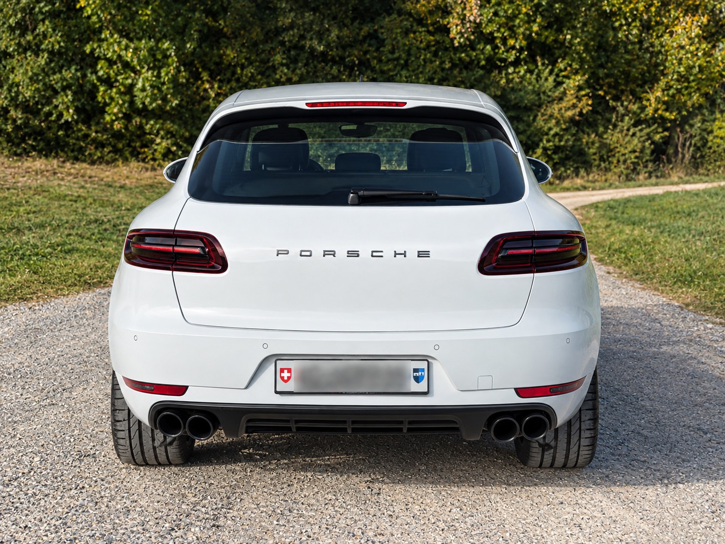 PORSCHE 3.0 V6 GTS-image-3