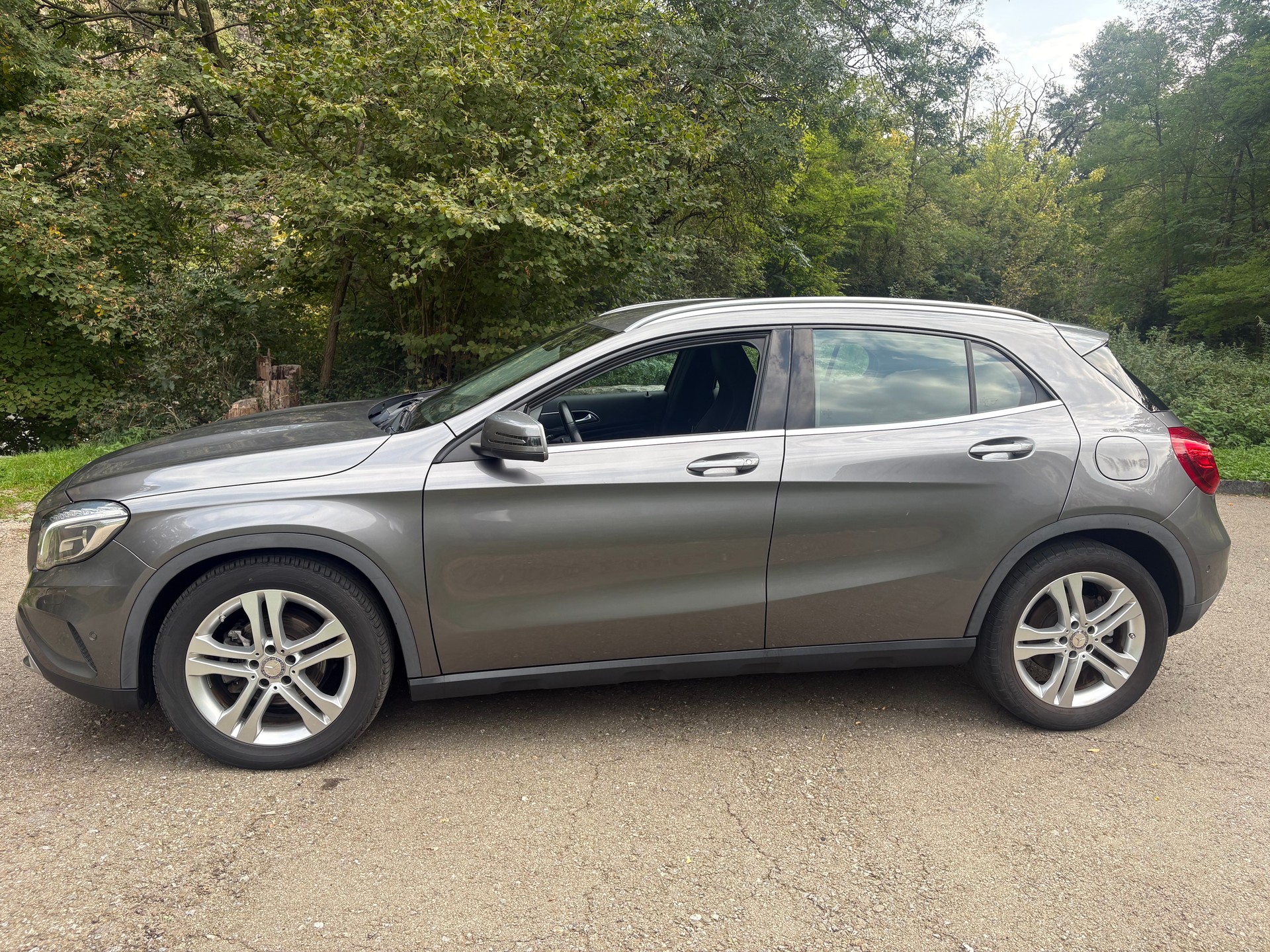 MERCEDES-BENZ GLA 200 CDI Swiss Star Edition 4Matic 7G-DCT-image-1
