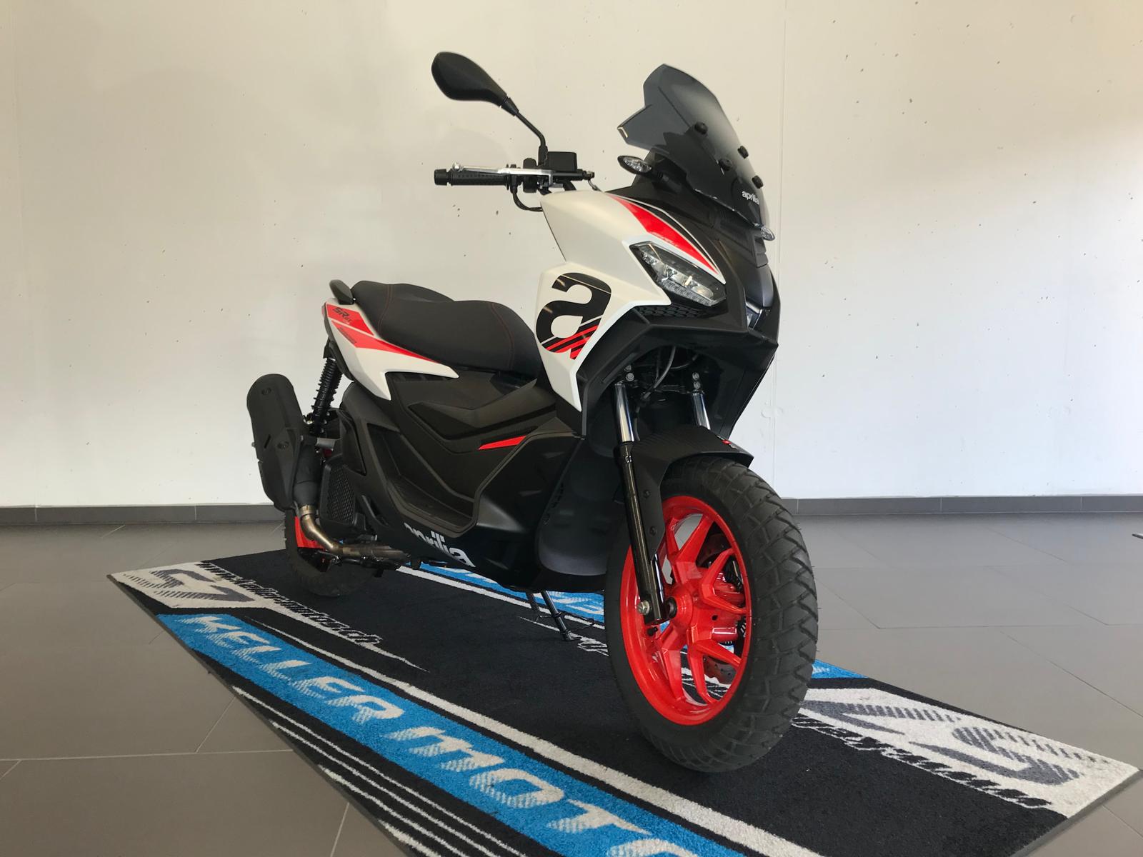 APRILIA SR 125 GT Sport ABS E5+-showroom-element-1