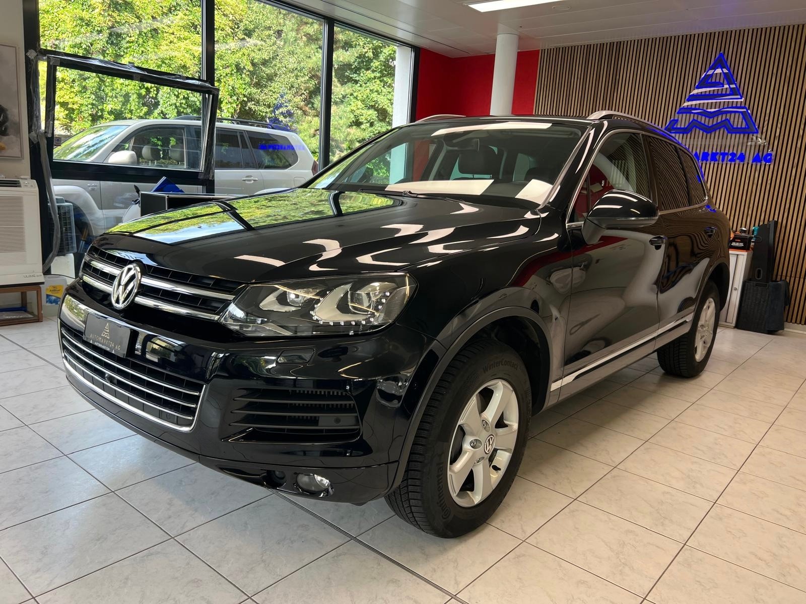 VW Touareg 3.0 V6 TDI 245PS BlueMT-image-2