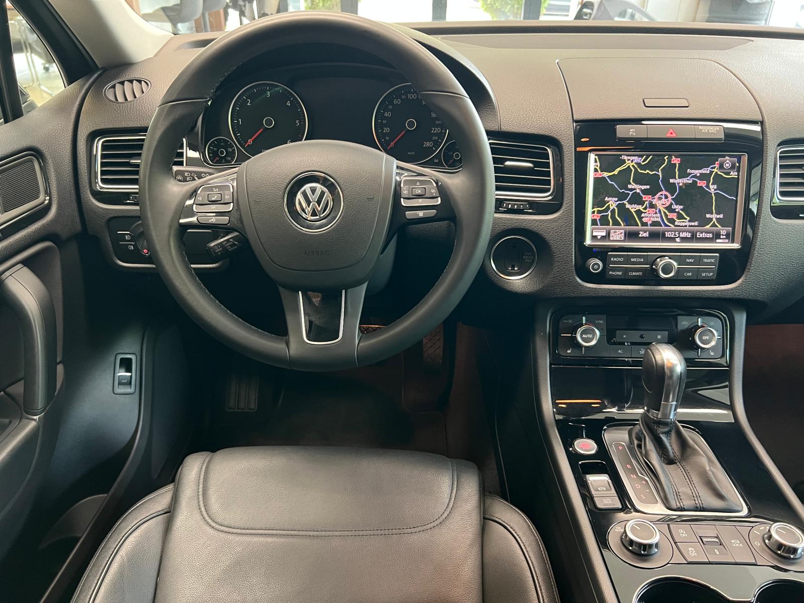 VW Touareg 3.0 V6 TDI 245PS BlueMT-image-7