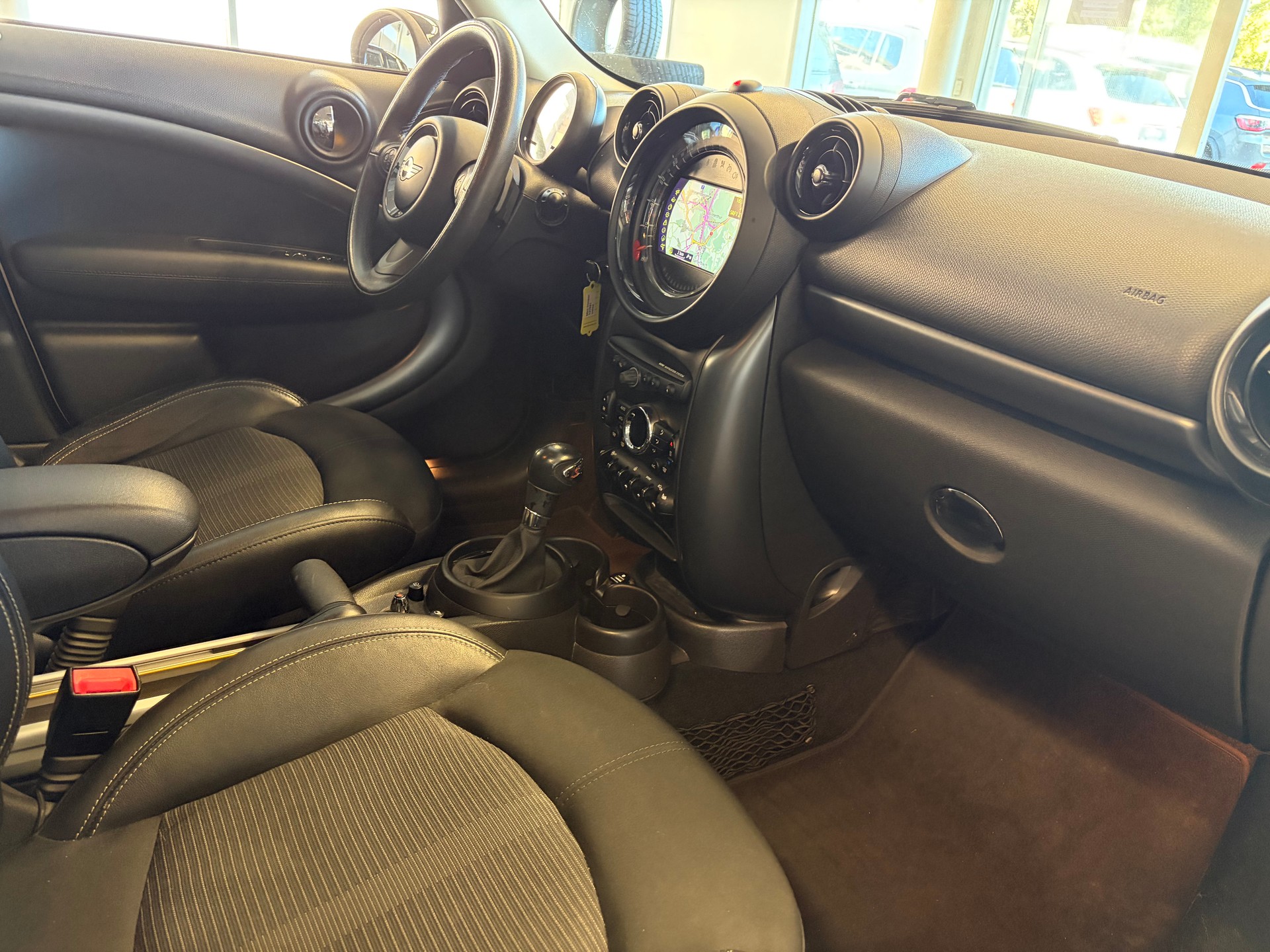 MINI Countryman Cooper SD ALL4 Snowhill | CH | CHILI | WIRED | Xenon | 18" | Piano Black Exterieur |-image-29