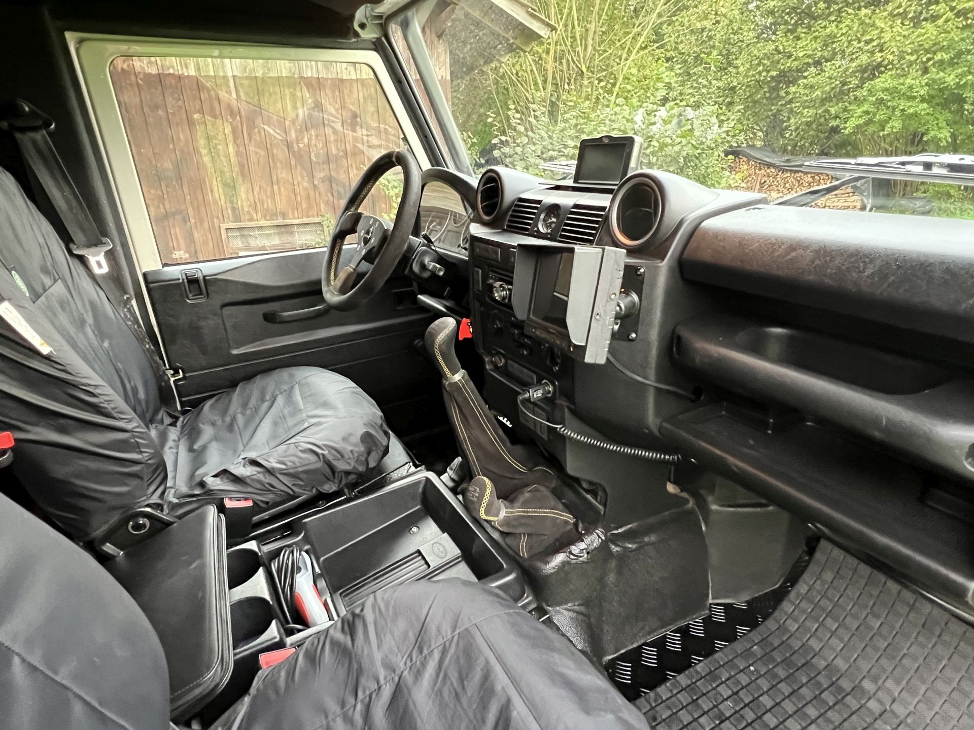 LAND ROVER 110 HT matzker MDX Avus Performance-image-13