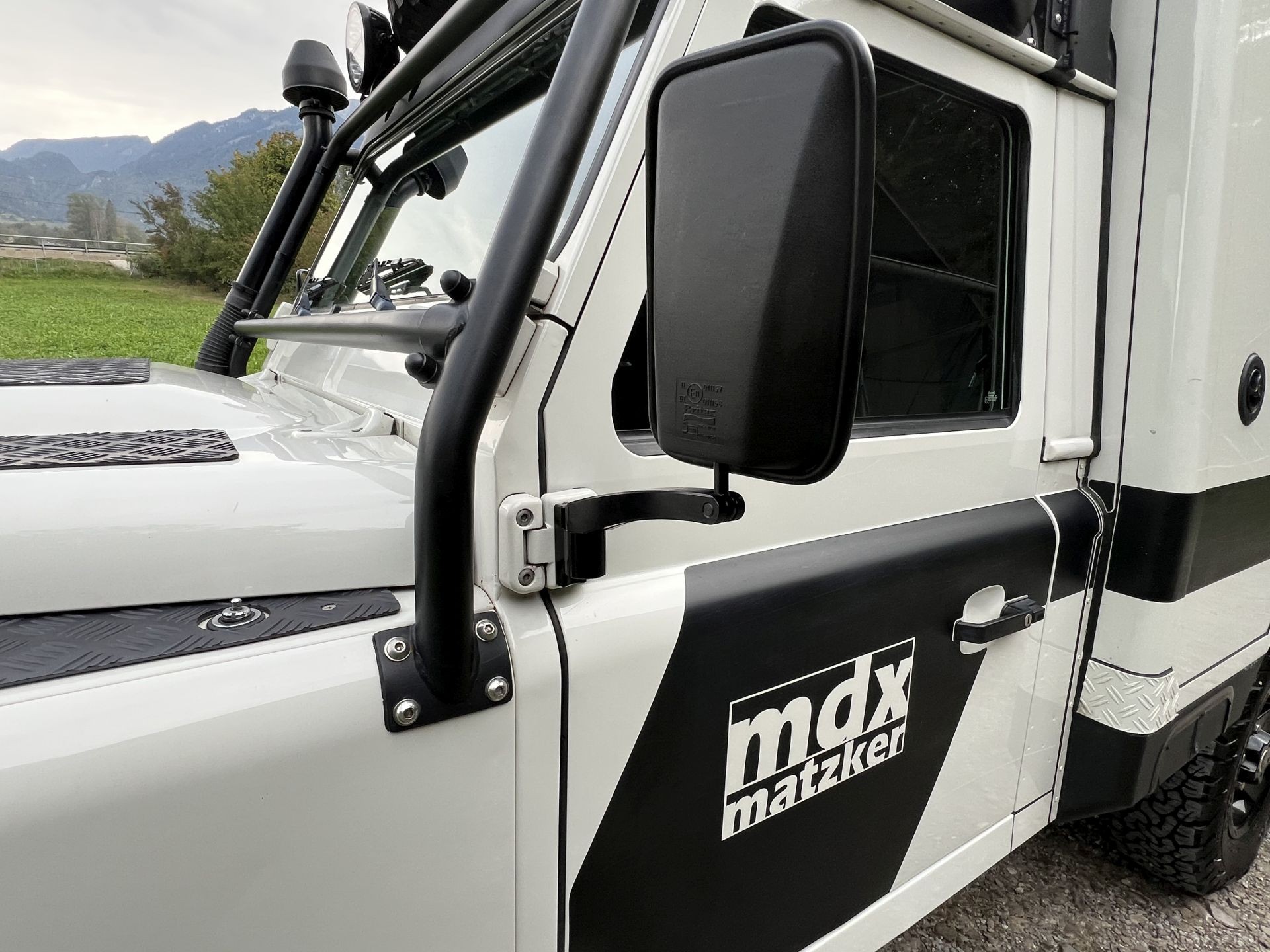 LAND ROVER 110 HT matzker MDX Avus Performance-image-9