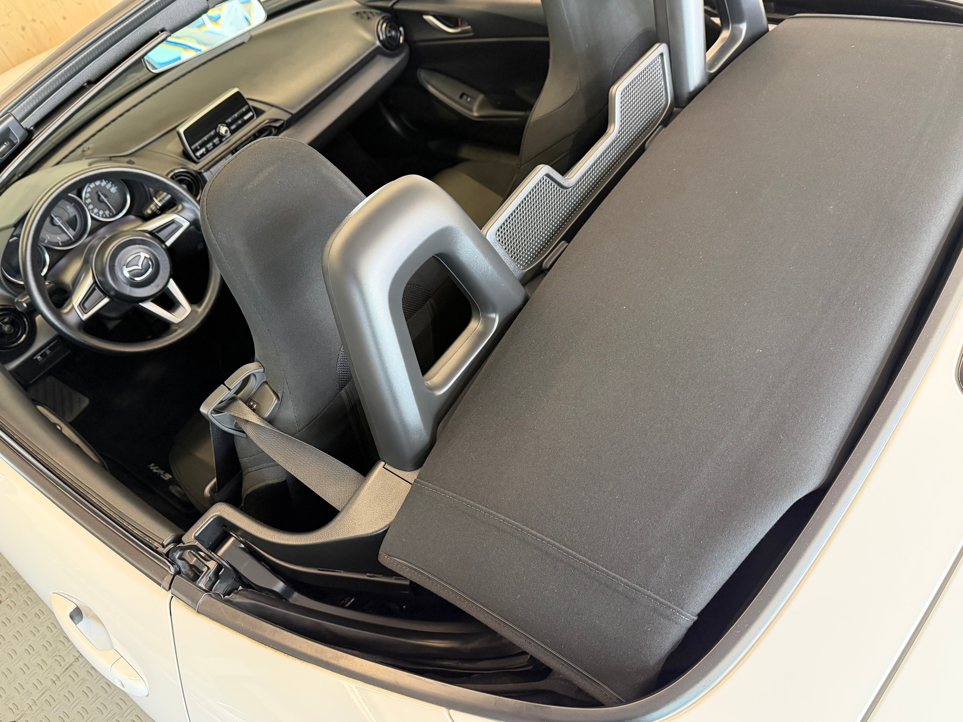 MAZDA MX-5 SKYACTIV-G 131 Ambition-image-13