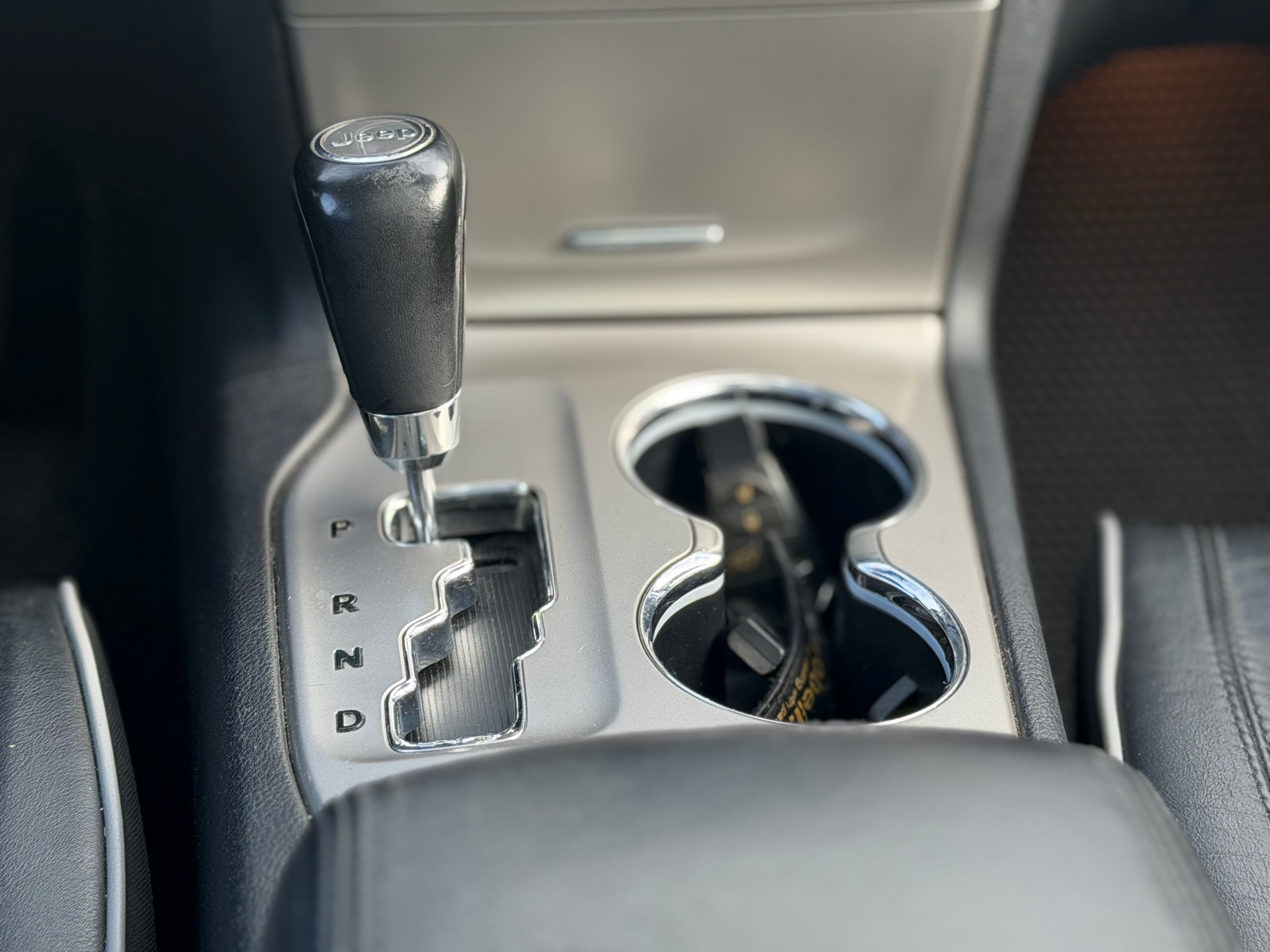 JEEP Grand Cherokee 3.6 V6 Overland Automatic-image-9