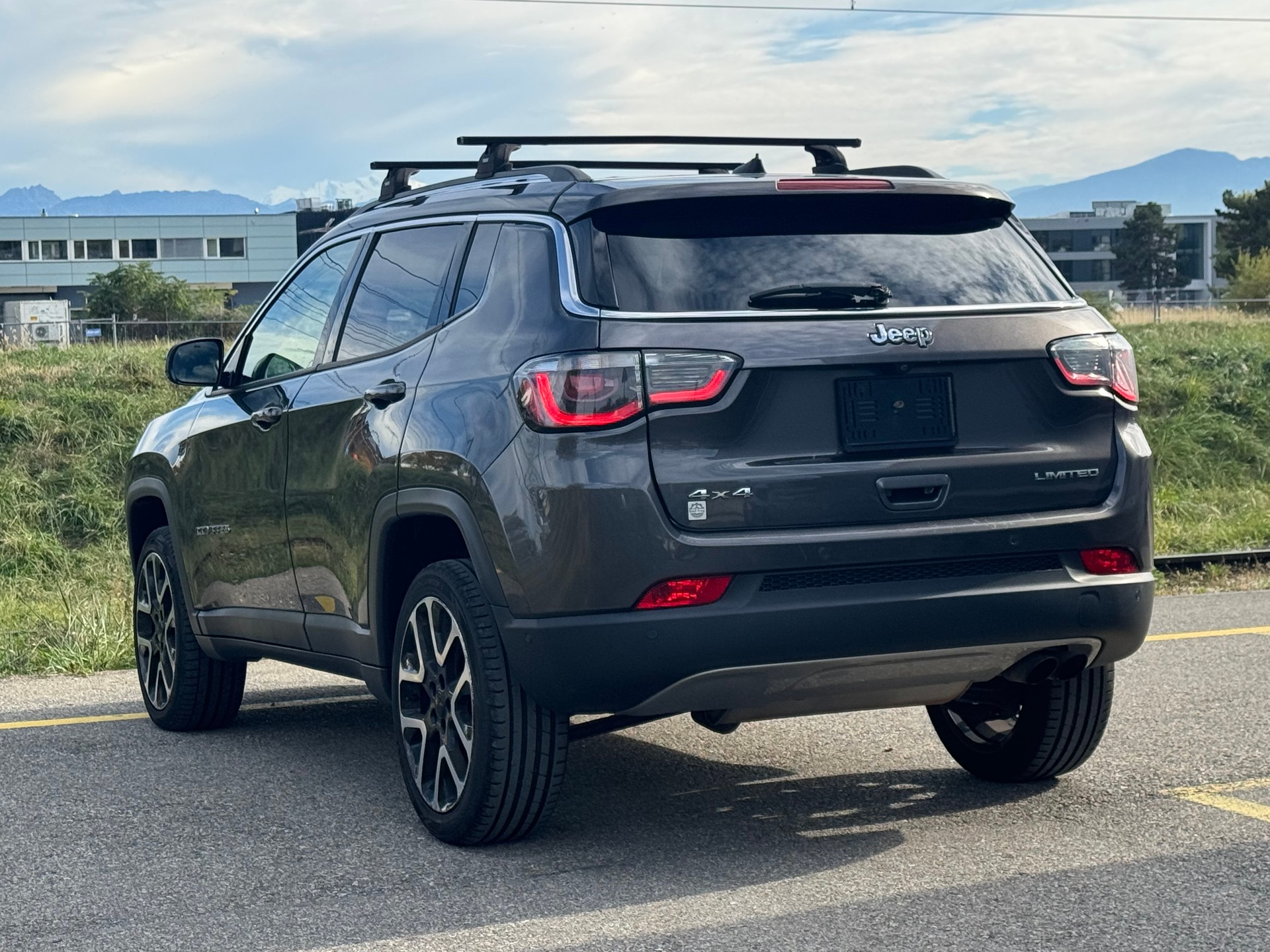 JEEP Compass 1.4 Turbo Limited AWD 9ATX-image-3