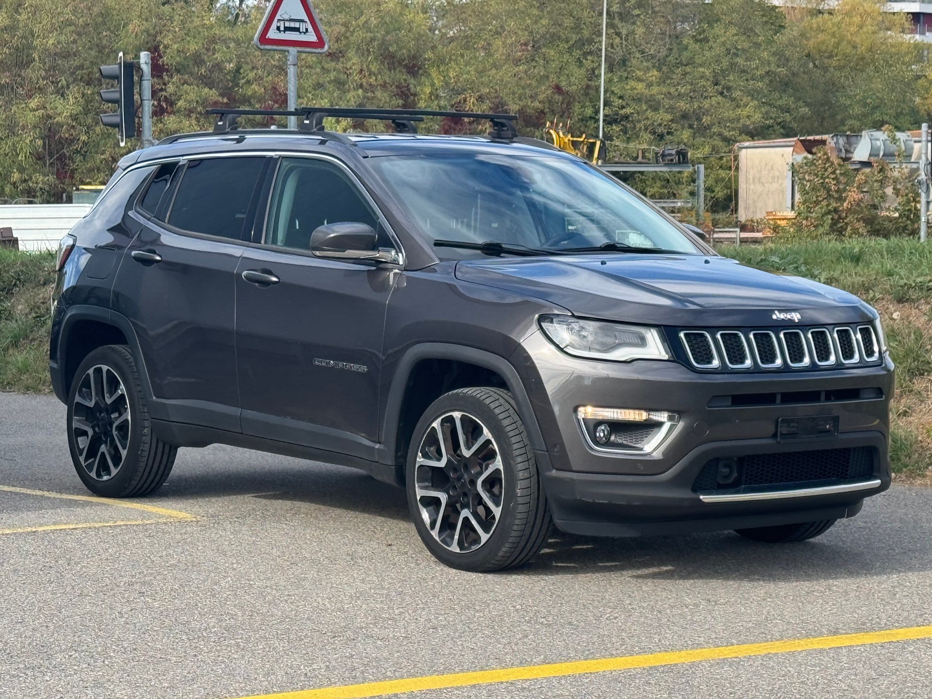 JEEP Compass 1.4 Turbo Limited AWD 9ATX-image-2