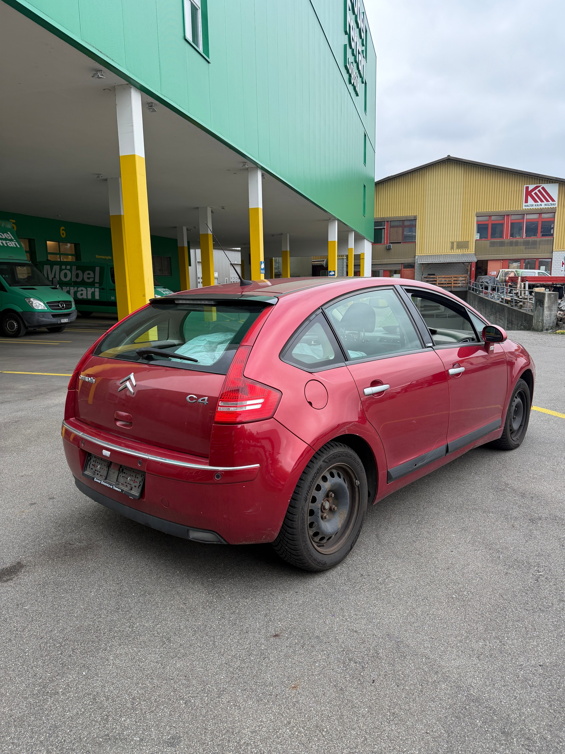 CITROEN C4 Berline 2.0i 16V Edition-image-6