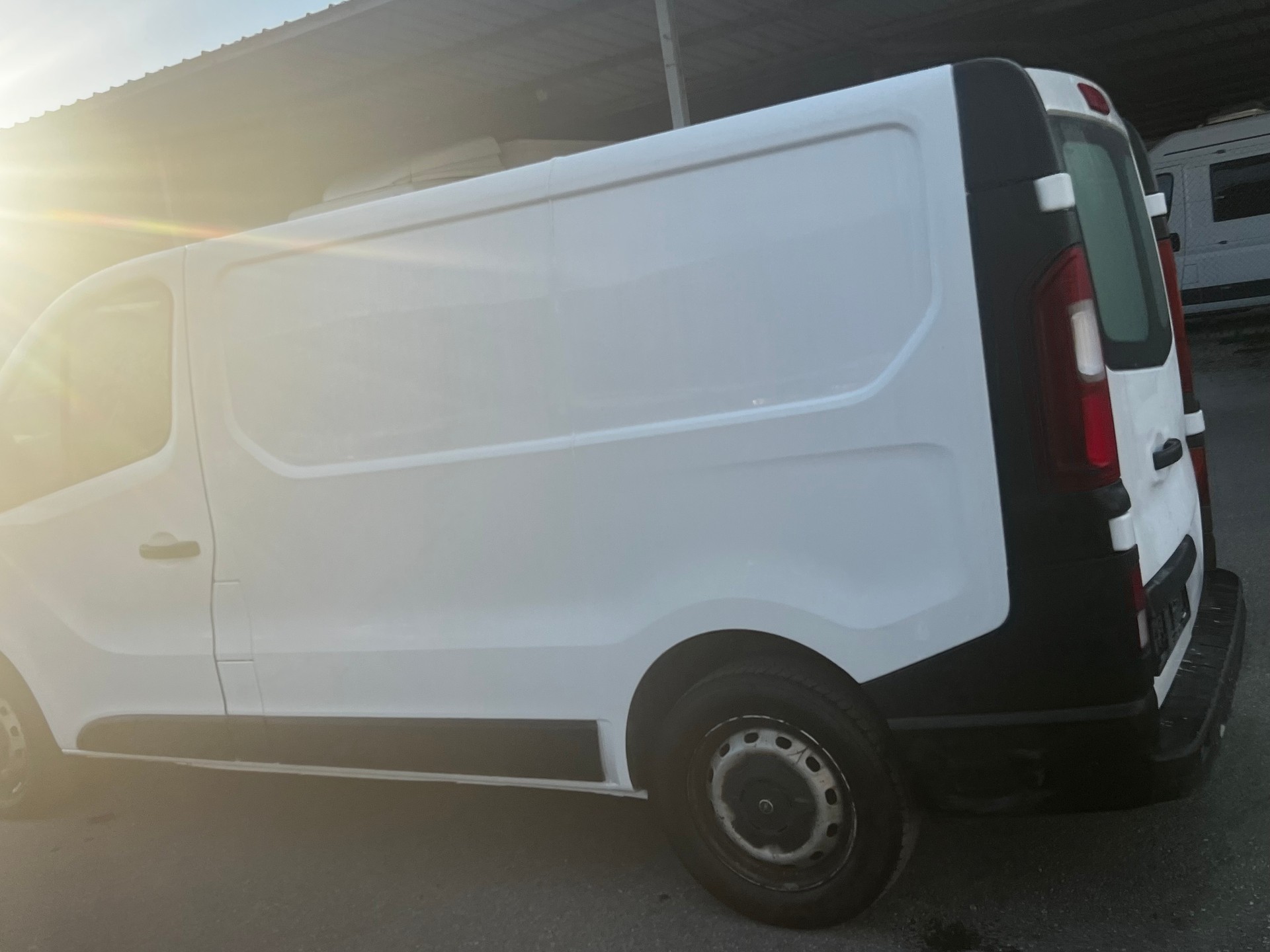OPEL Vivaro 1.6 CDTI 2.7t L1H1-image-3