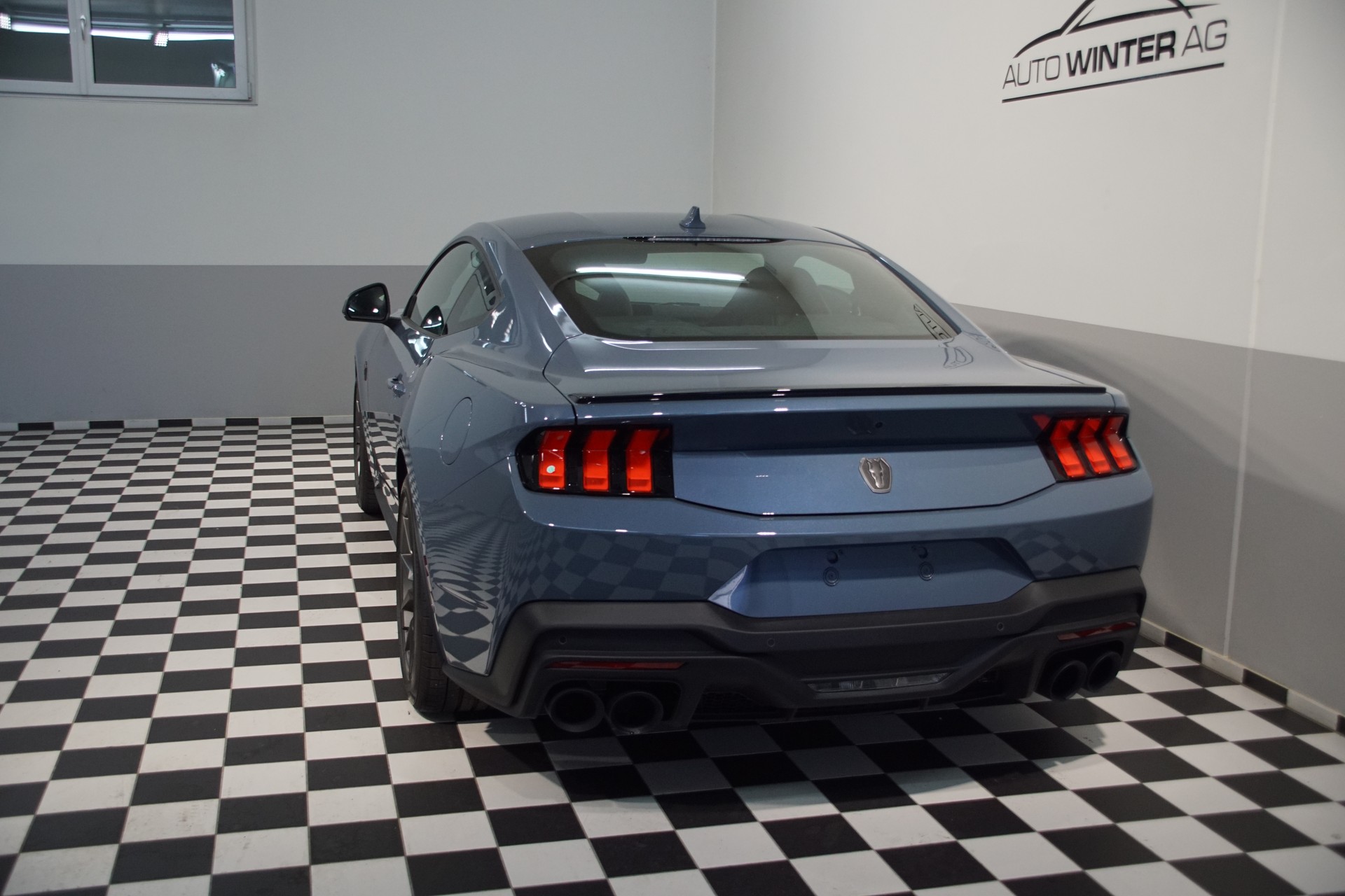 FORD Mustang Dark Horse Vapor Blue CH-Fahrzeug-image-6