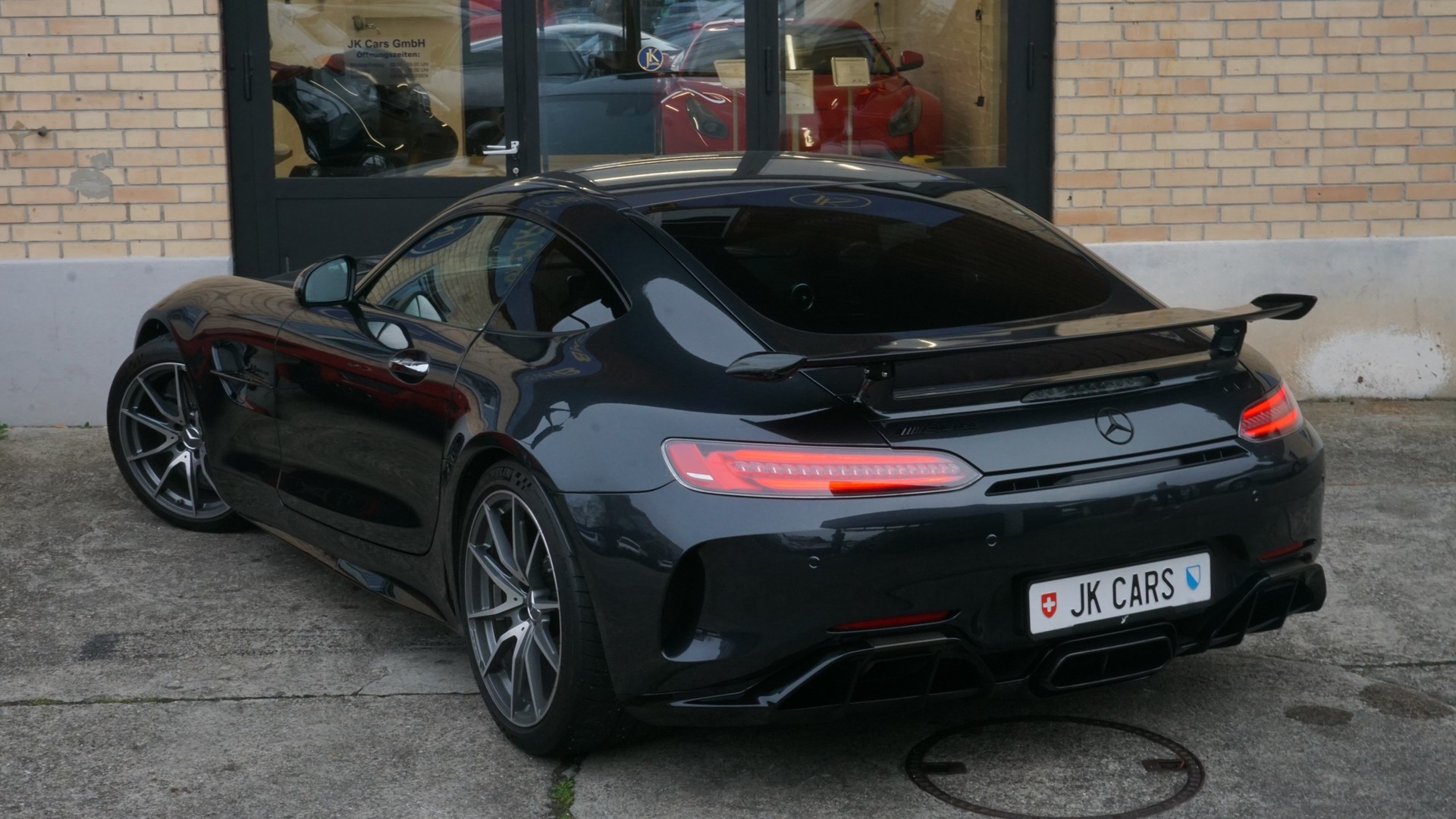 MERCEDES-BENZ AMG GT R Speedshift DCT-image-8