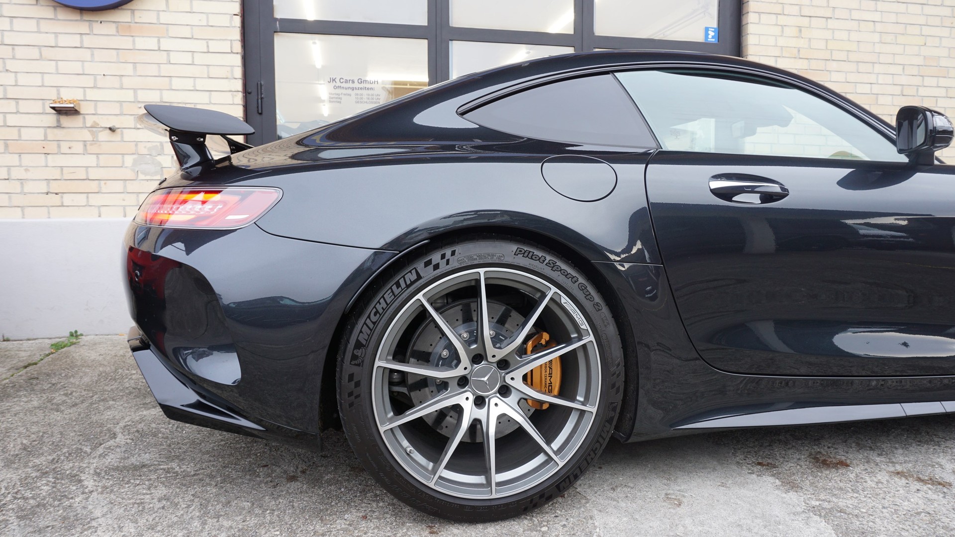 MERCEDES-BENZ AMG GT R Speedshift DCT-image-20