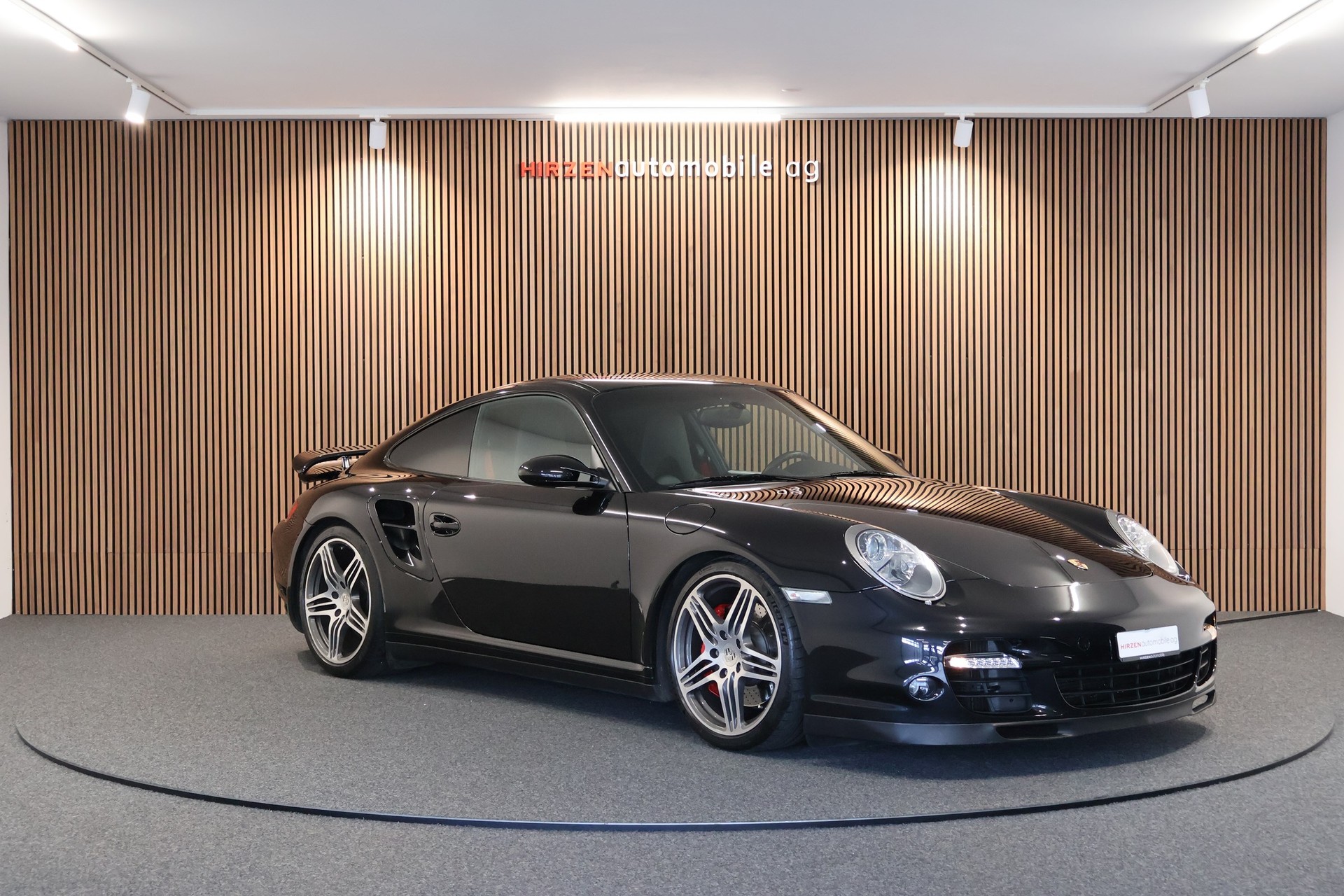 PORSCHE 911 Turbo-image-6