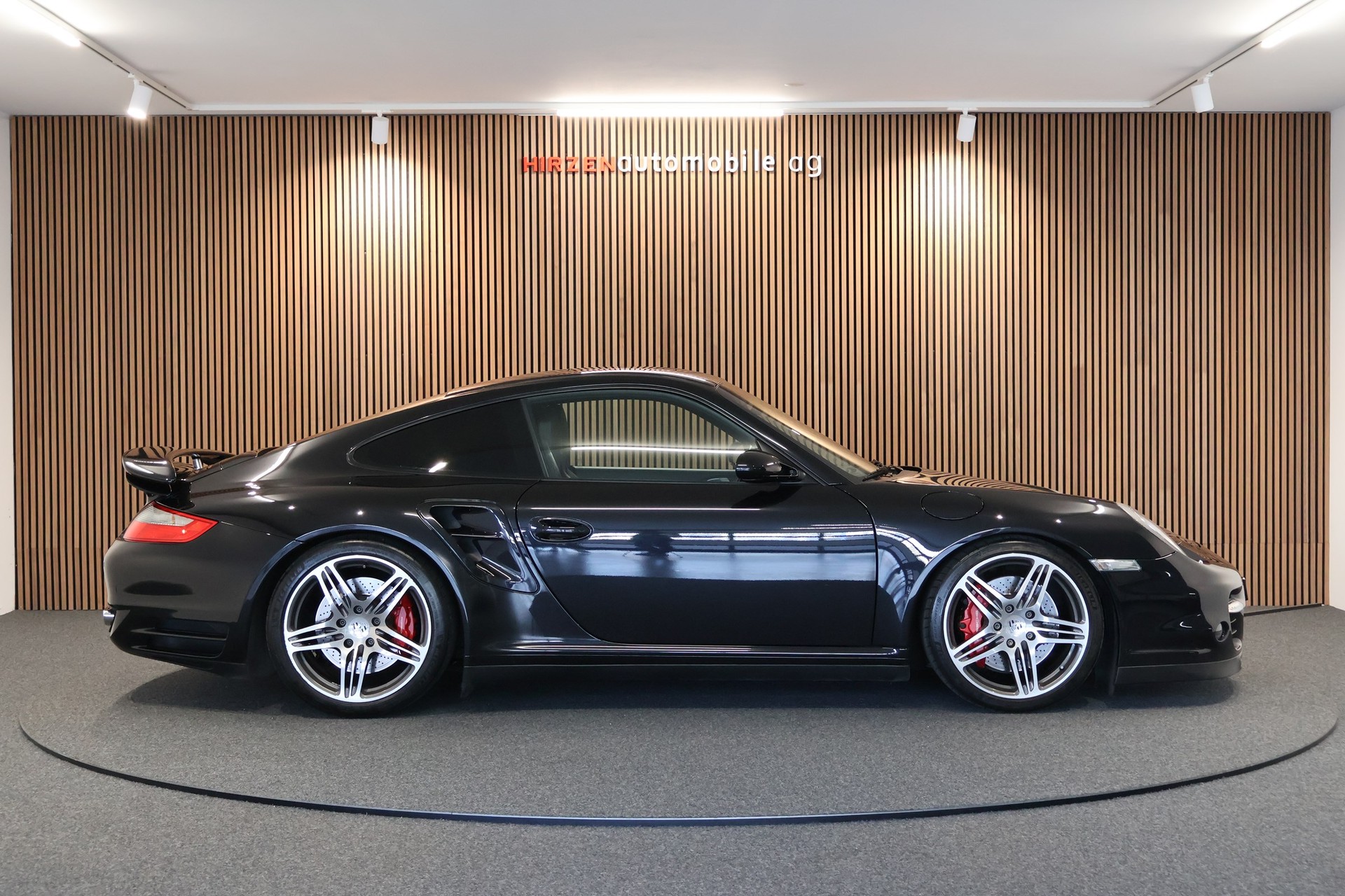 PORSCHE 911 Turbo-image-5