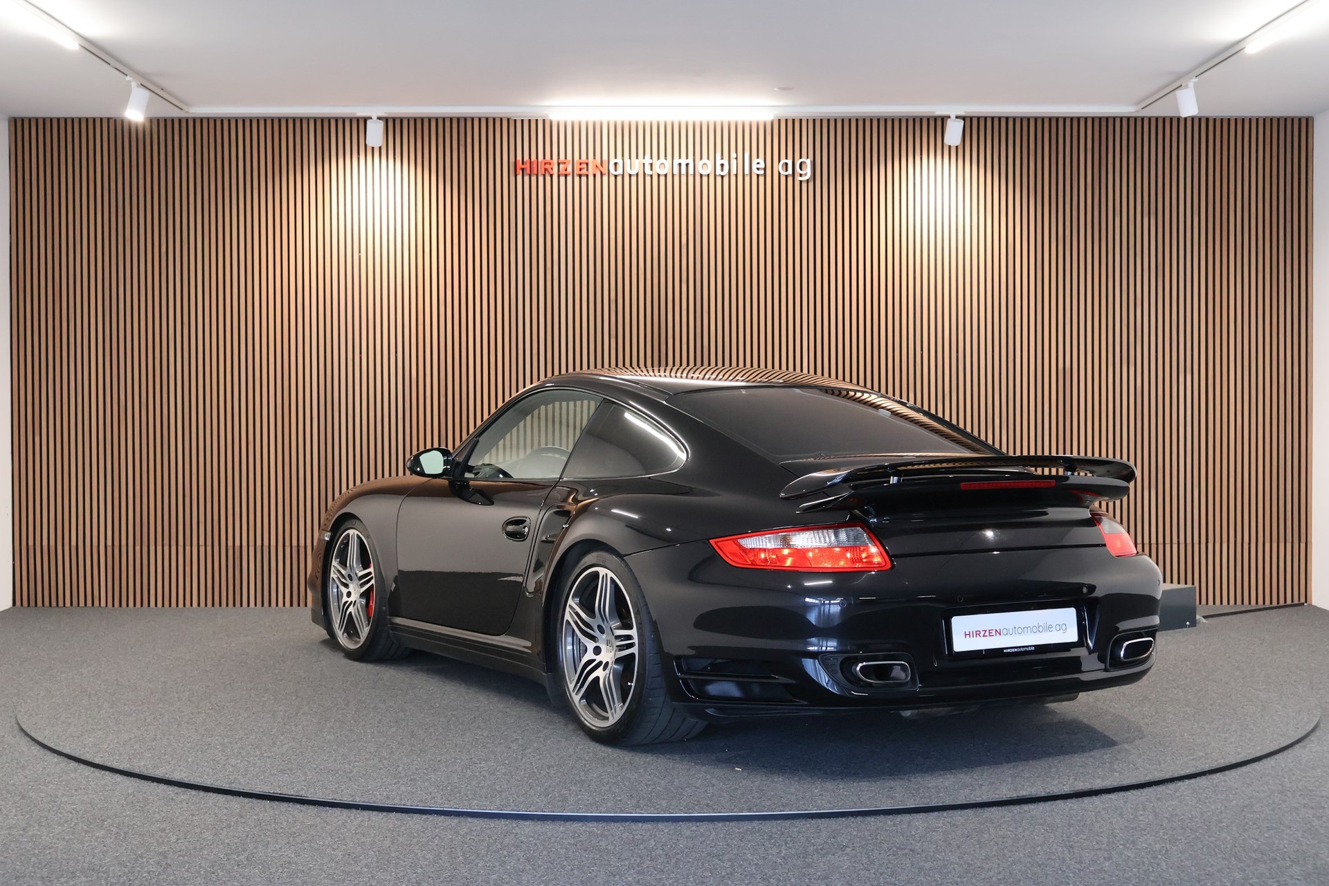 PORSCHE 911 Turbo-image-2
